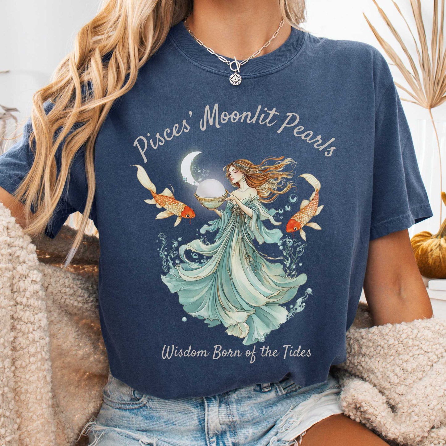 T-Shirt Denim / S Pisces' Moonlit Pearls Zodiac Shirt The Mystic Eden