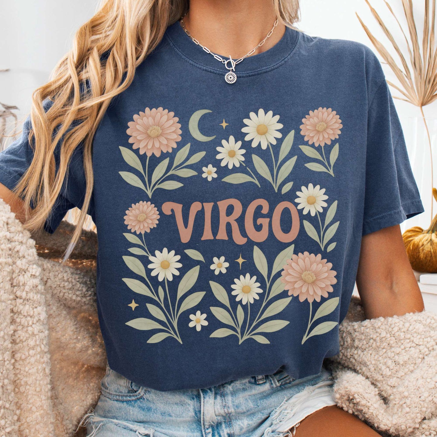 T-Shirt Denim / S Virgo T-Shirt – Retro Floral Zodiac Tee The Mystic Eden