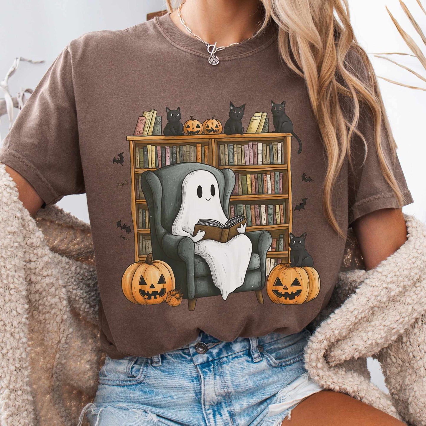 T-Shirt Espresso / S Cute Reading Ghosts & Black Cats Shirt The Mystic Eden