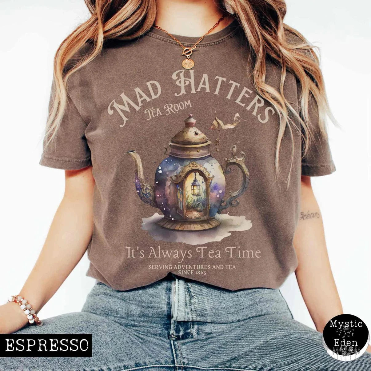 T-Shirt Espresso / S It's Alway's Tea Time - Mad Hatters Tea Room Shirt The Mystic Eden