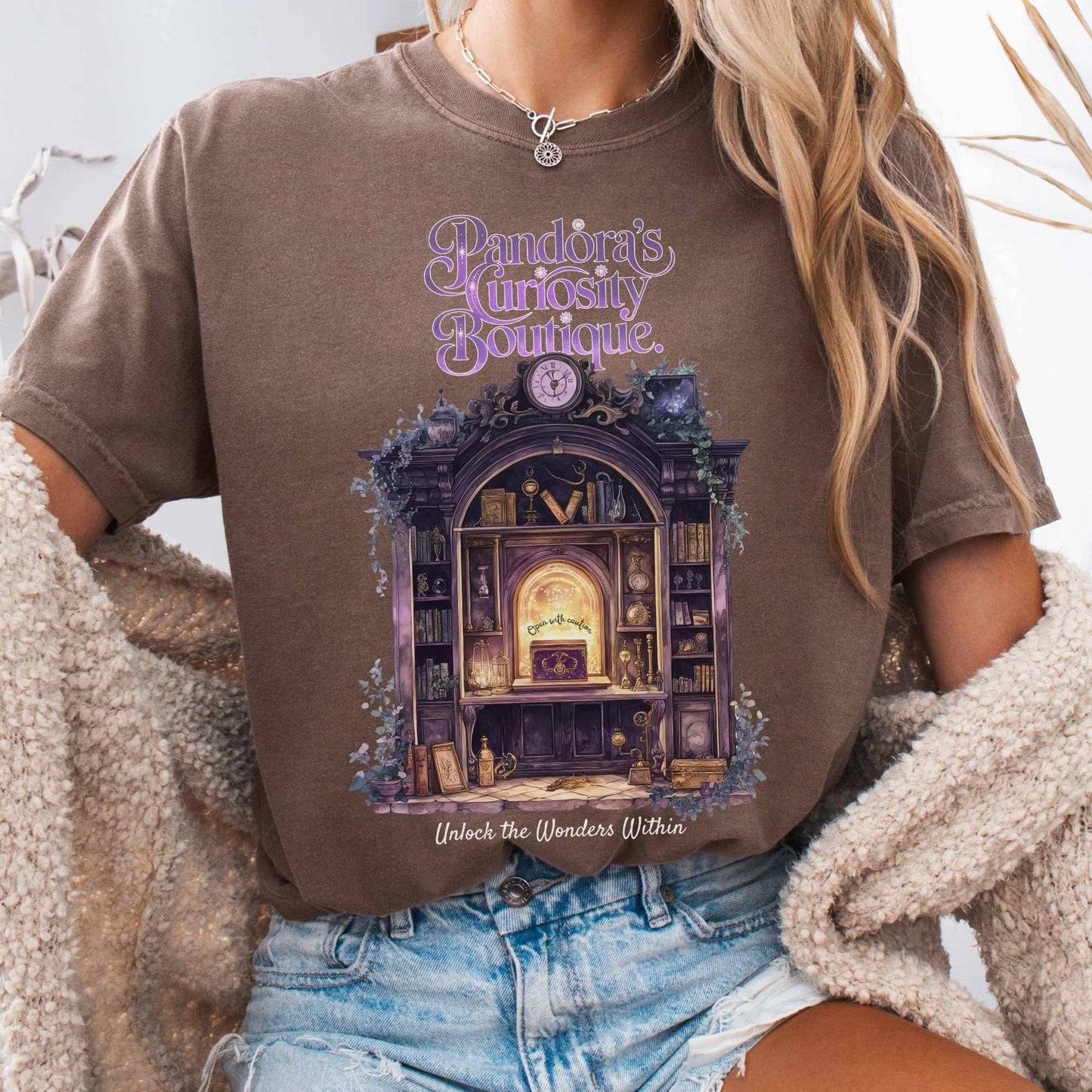 T-Shirt Espresso / S Pandora's Curiosity Boutique Shirt The Mystic Eden