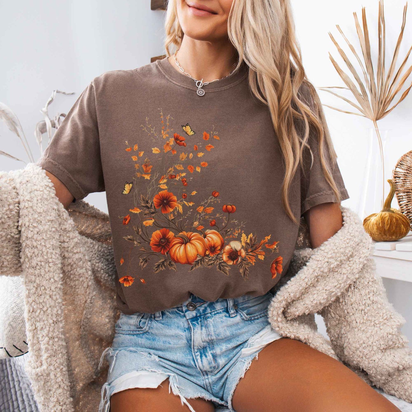 T-Shirt Espresso / S Vintage fall floral pumpkin tee The Mystic Eden