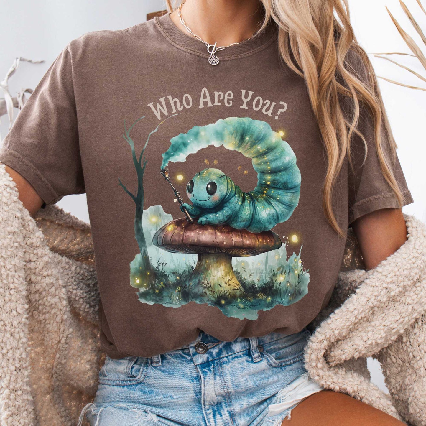 T-Shirt Espresso / S Who Are You Caterpillar Shirt - Alice's Adventures in Wonderland The Mystic Eden