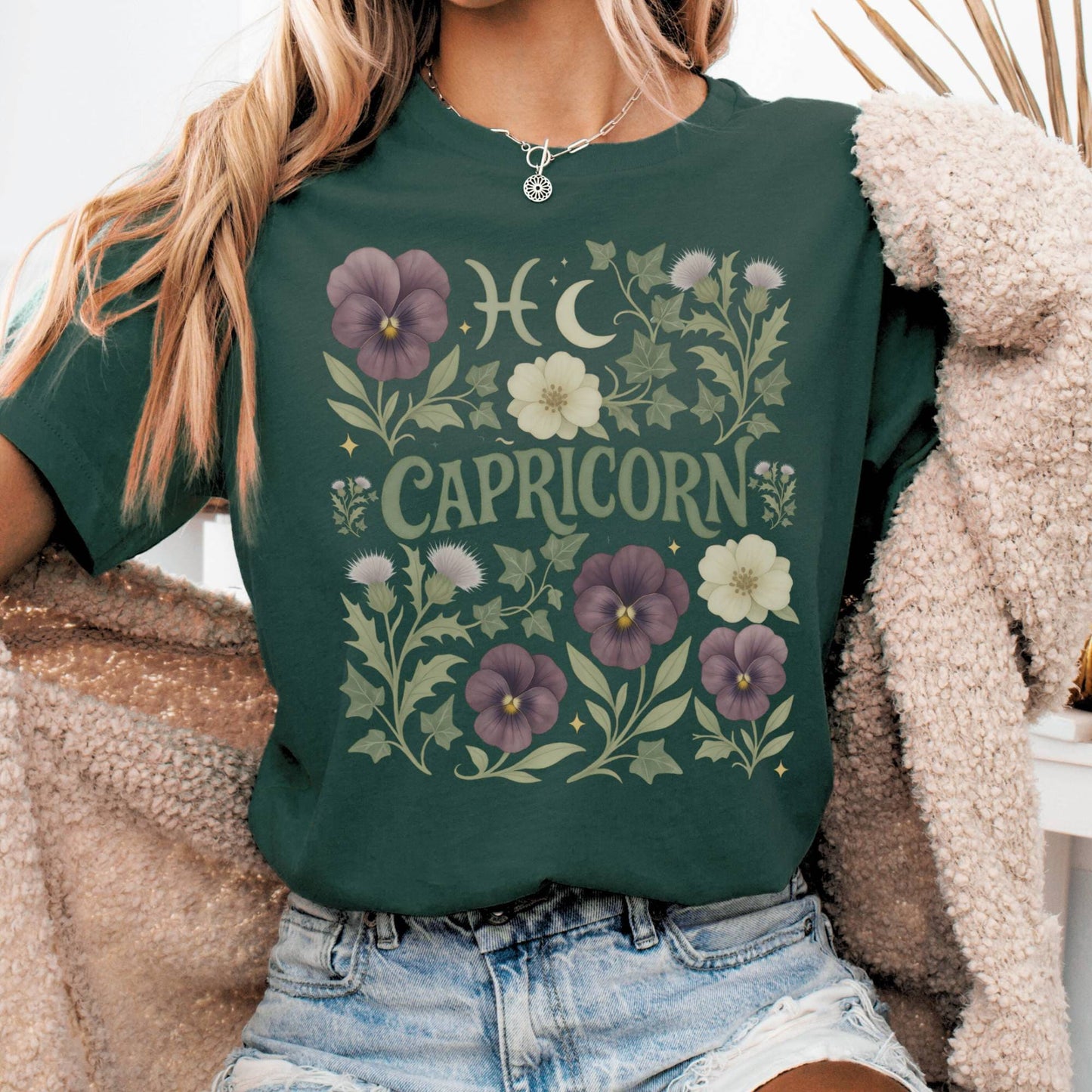 T-Shirt Forest / S Capricorn Bella T-Shirt – Retro Floral Zodiac Tee The Mystic Eden