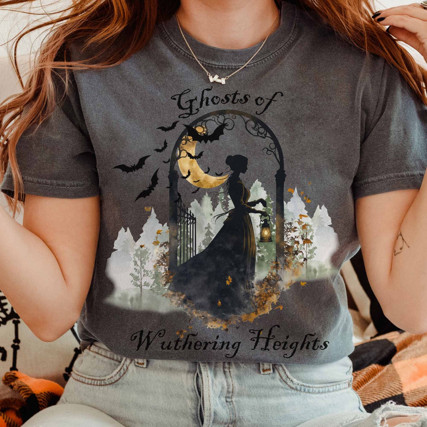 T-Shirt Ghosts of Wuthering Heights Halloween Shirt The Mystic Eden