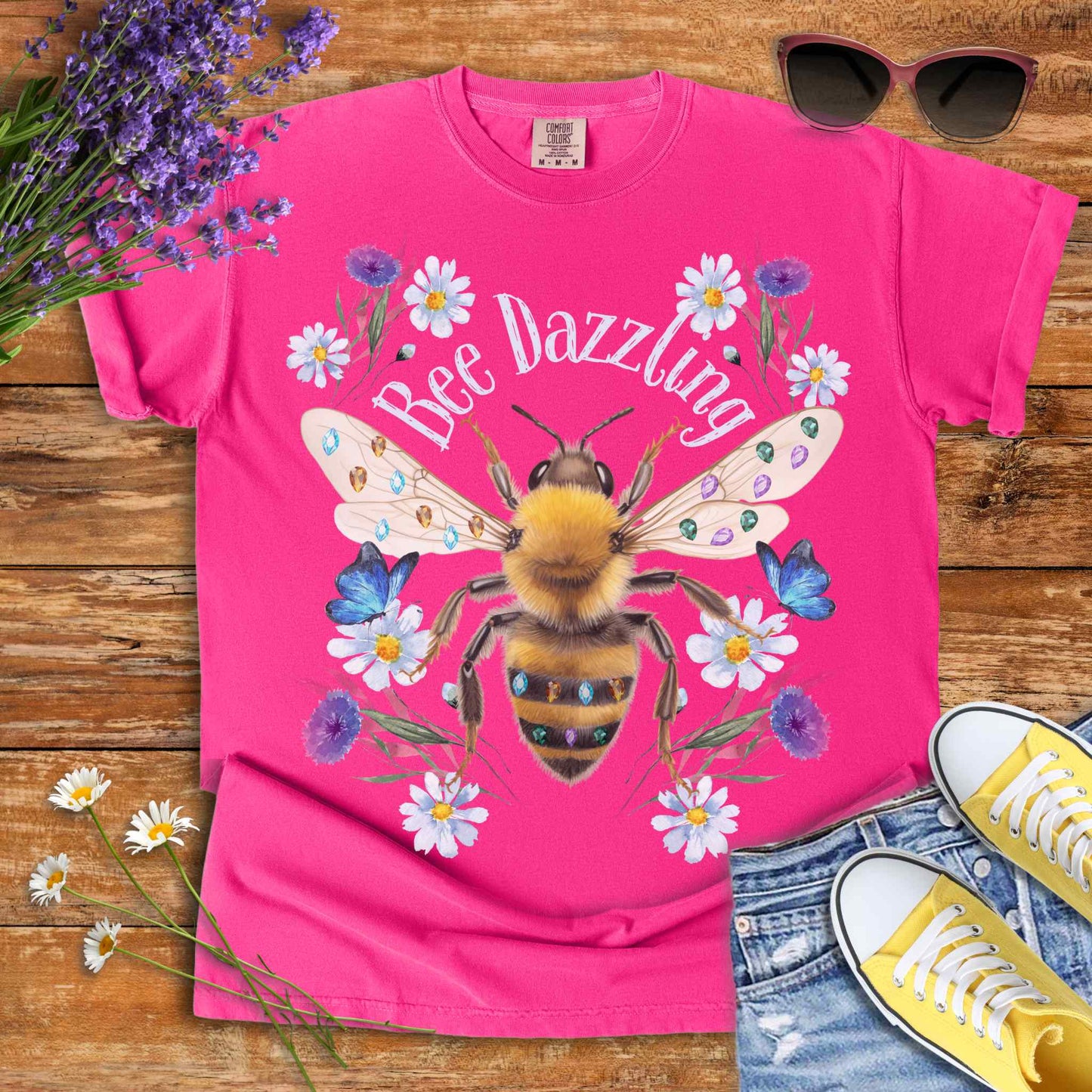 T-Shirt Heliconia / S Vintage Bee Dazzling T-Shirt The Mystic Eden