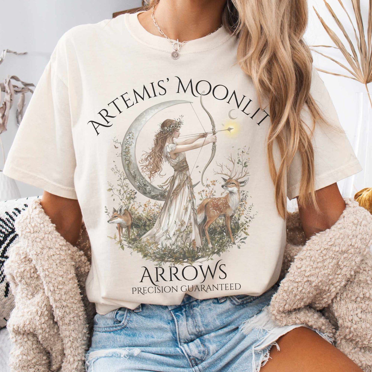 T-Shirt Ivory / S Artemis' Moonlit Arrows Tee The Mystic Eden