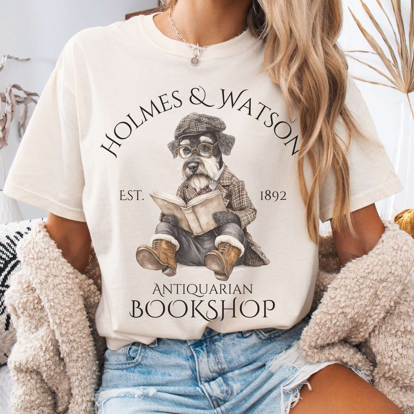 T-Shirt Ivory / S Holmes & Watson Antiquarian Bookshop Sherlock Dog Shirt The Mystic Eden