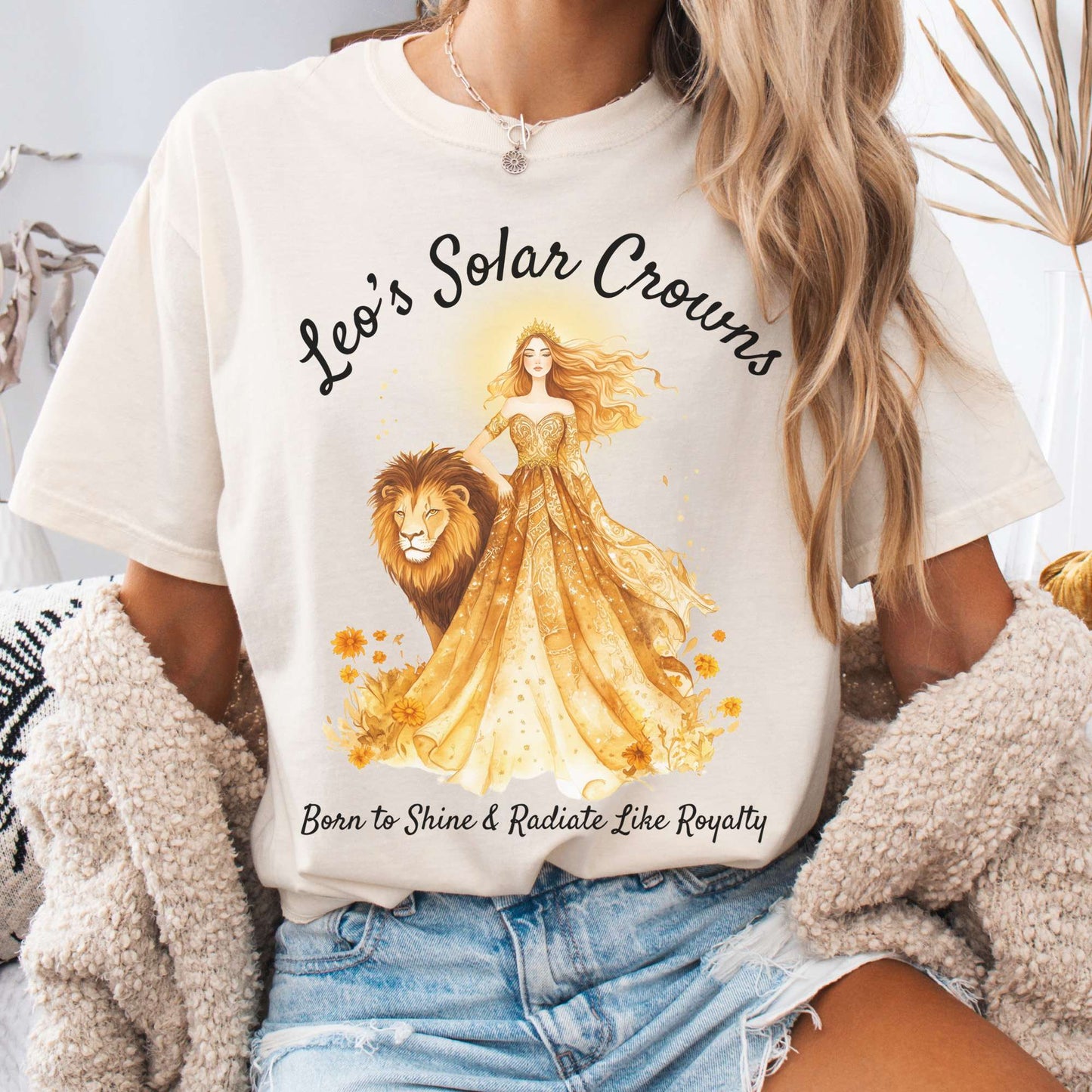 T-Shirt Ivory / S Leo's Solar Crowns Zodiac Shirt The Mystic Eden