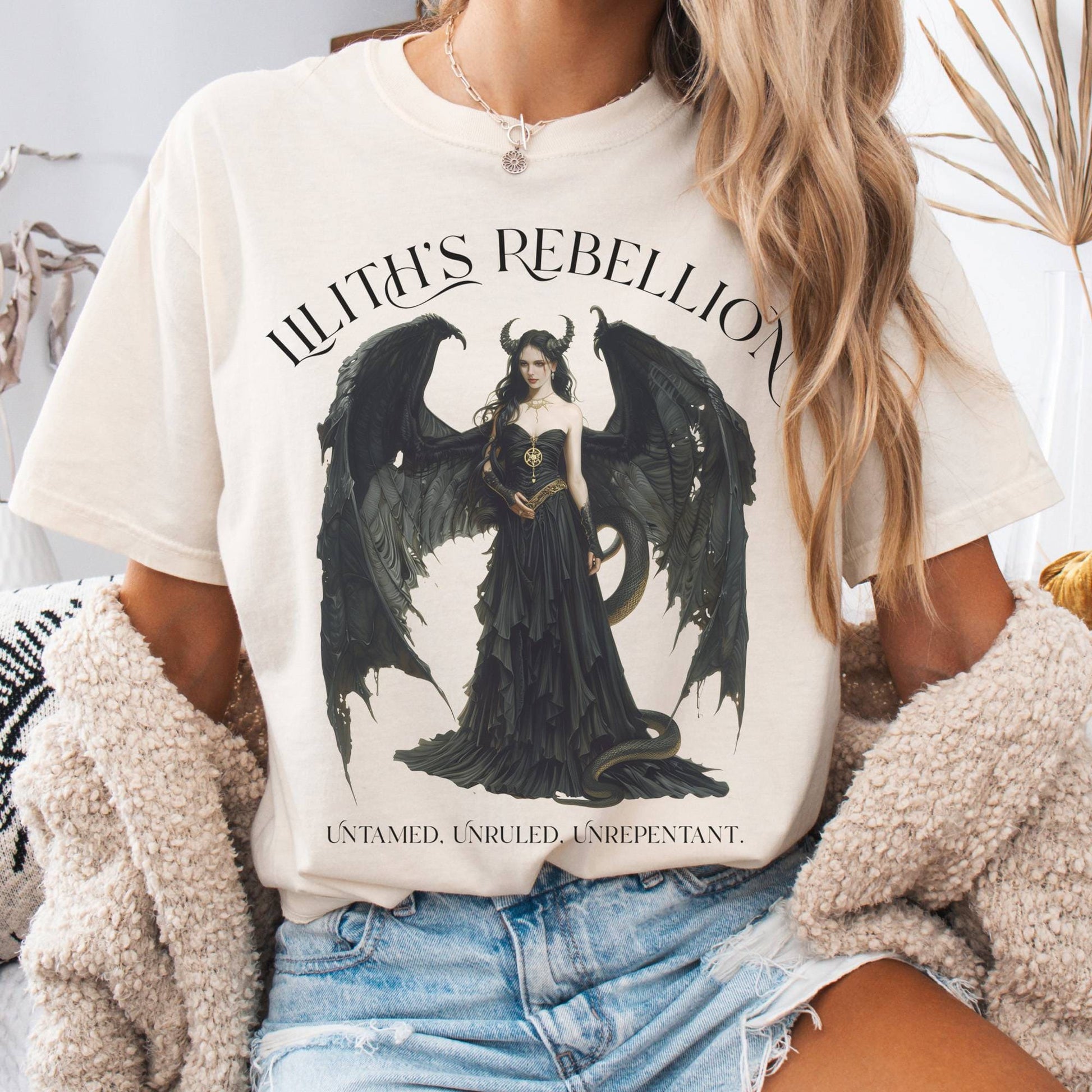 T-Shirt Ivory / S Lilith's Rebellion T-Shirt β Dark Divine Feminine Tee The Mystic Eden