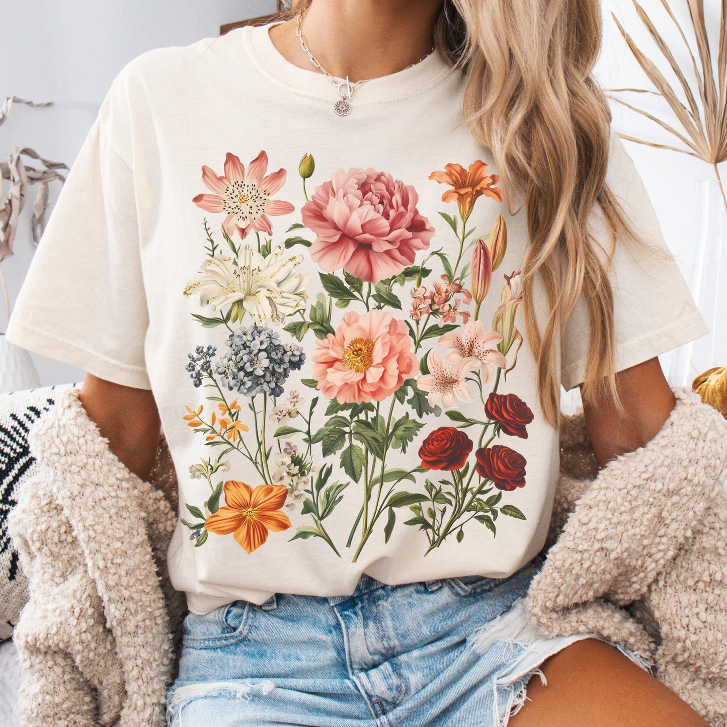 T-Shirt Ivory / S Mixed Florals Shirt The Mystic Eden