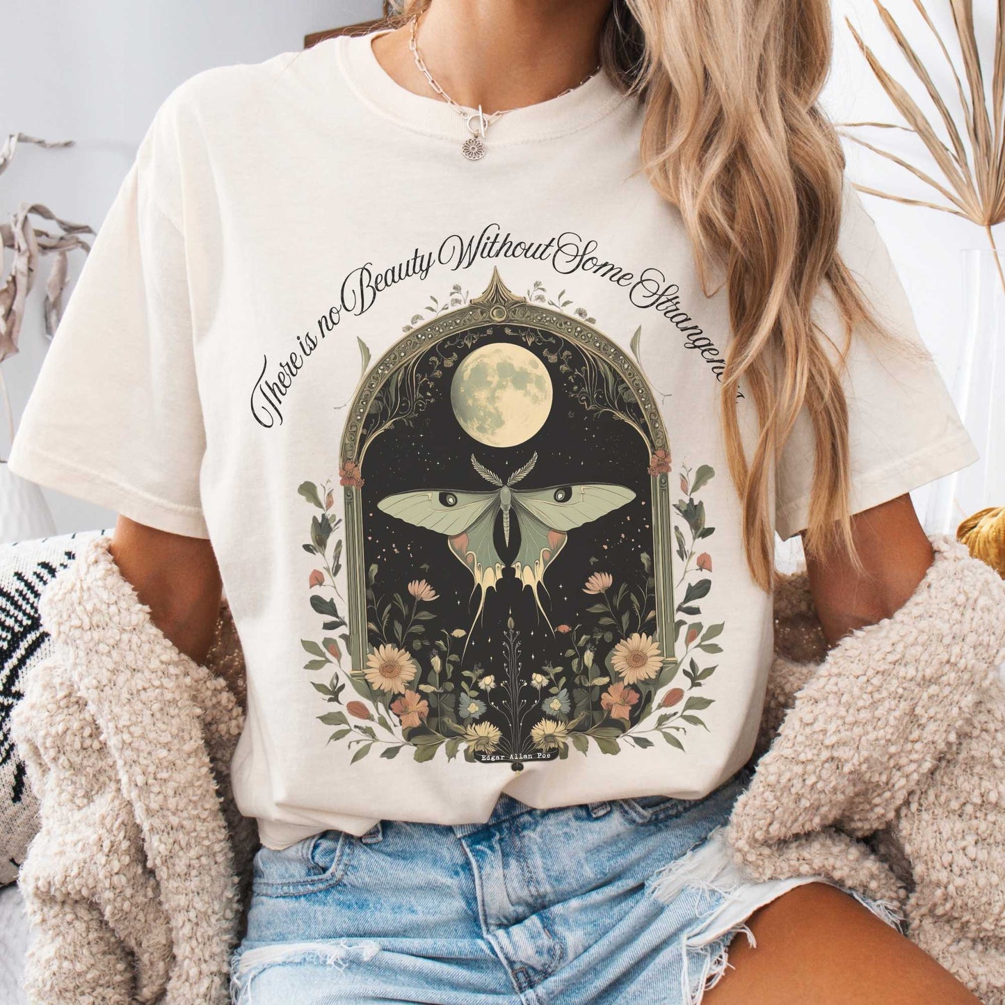 T-Shirt Ivory / S There is no Beauty Without Some Strangeness Edgar Allan Poe Shirt The Mystic Eden