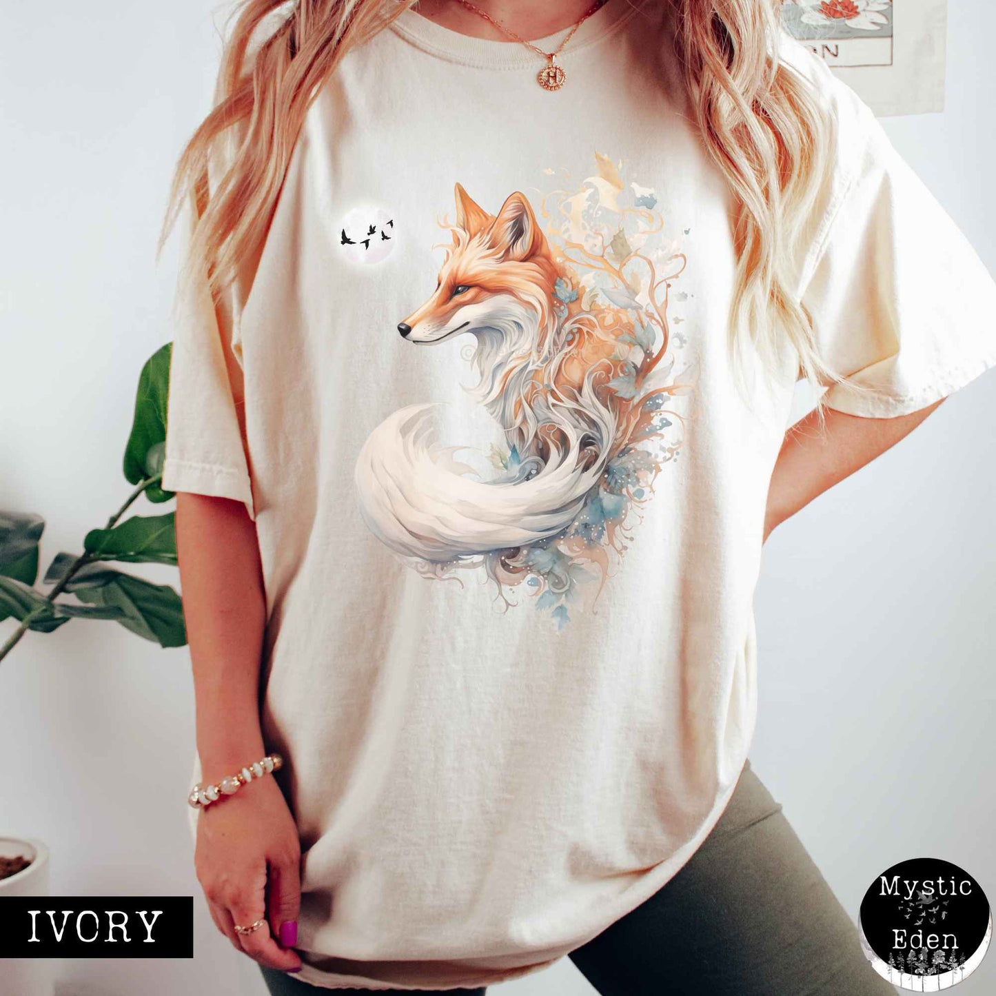 T-Shirt Ivory / S Whimsical fox shirt The Mystic Eden