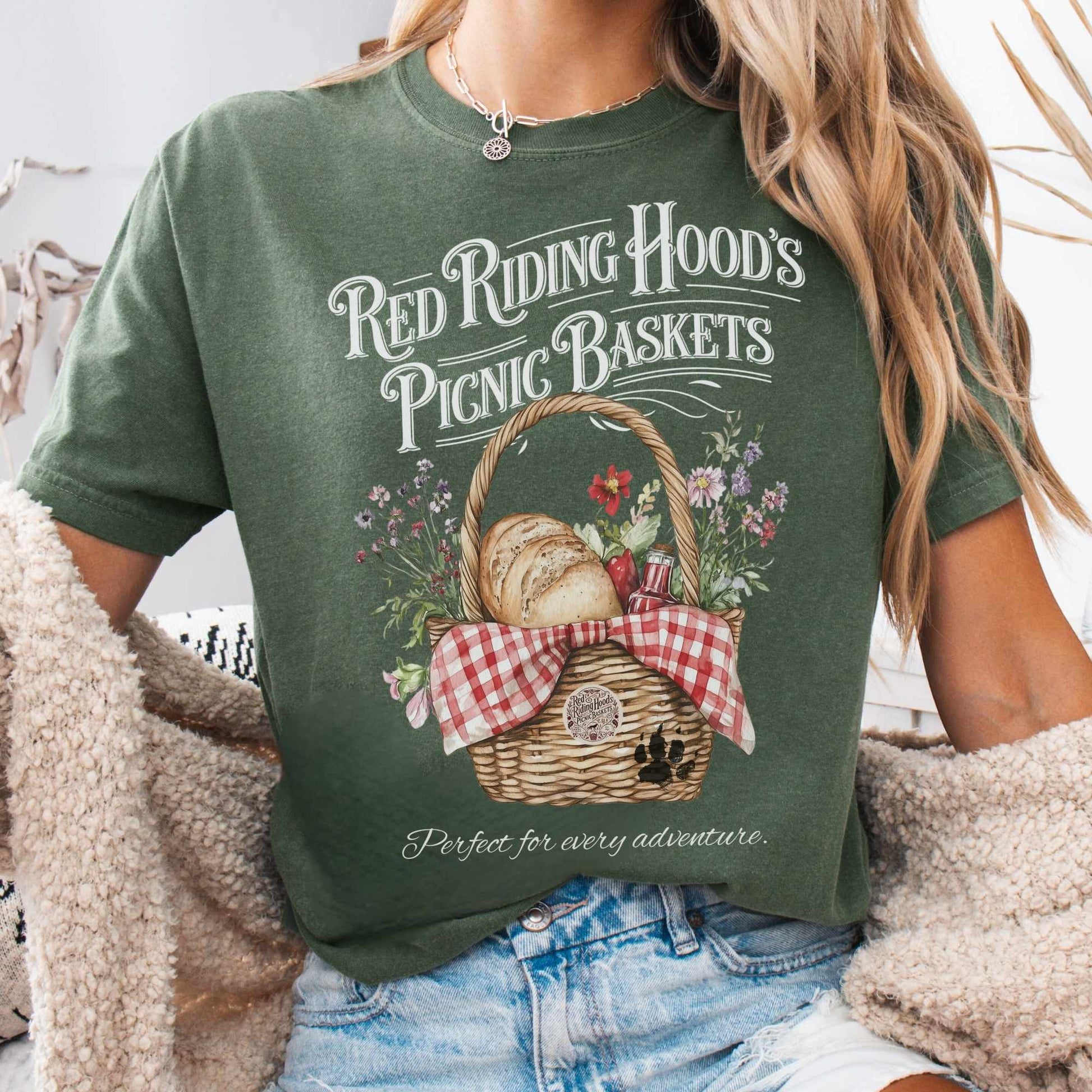 T-Shirt Moss / S Red Riding Hood's Picnic Baskets Shirt The Mystic Eden