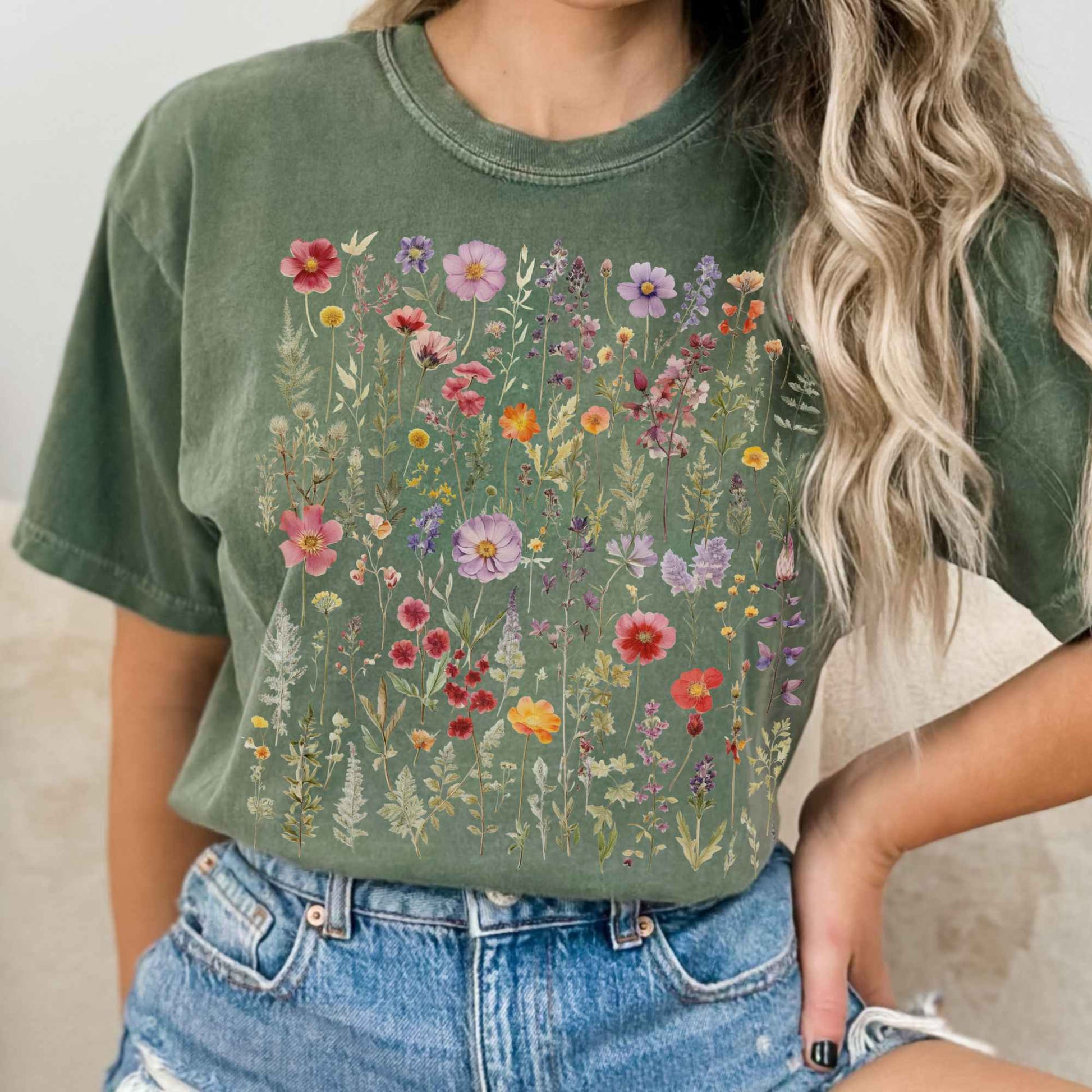 T-Shirt Moss / S Vintage Cottagecore Pressed Flowers T-shirt The Mystic Eden