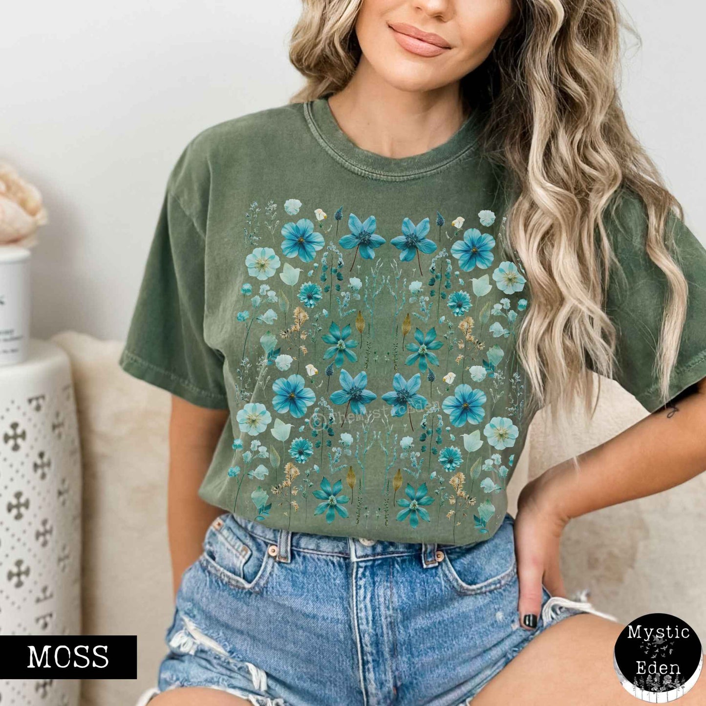 T-Shirt Moss / S Vintage turquoise wildflower shirt The Mystic Eden
