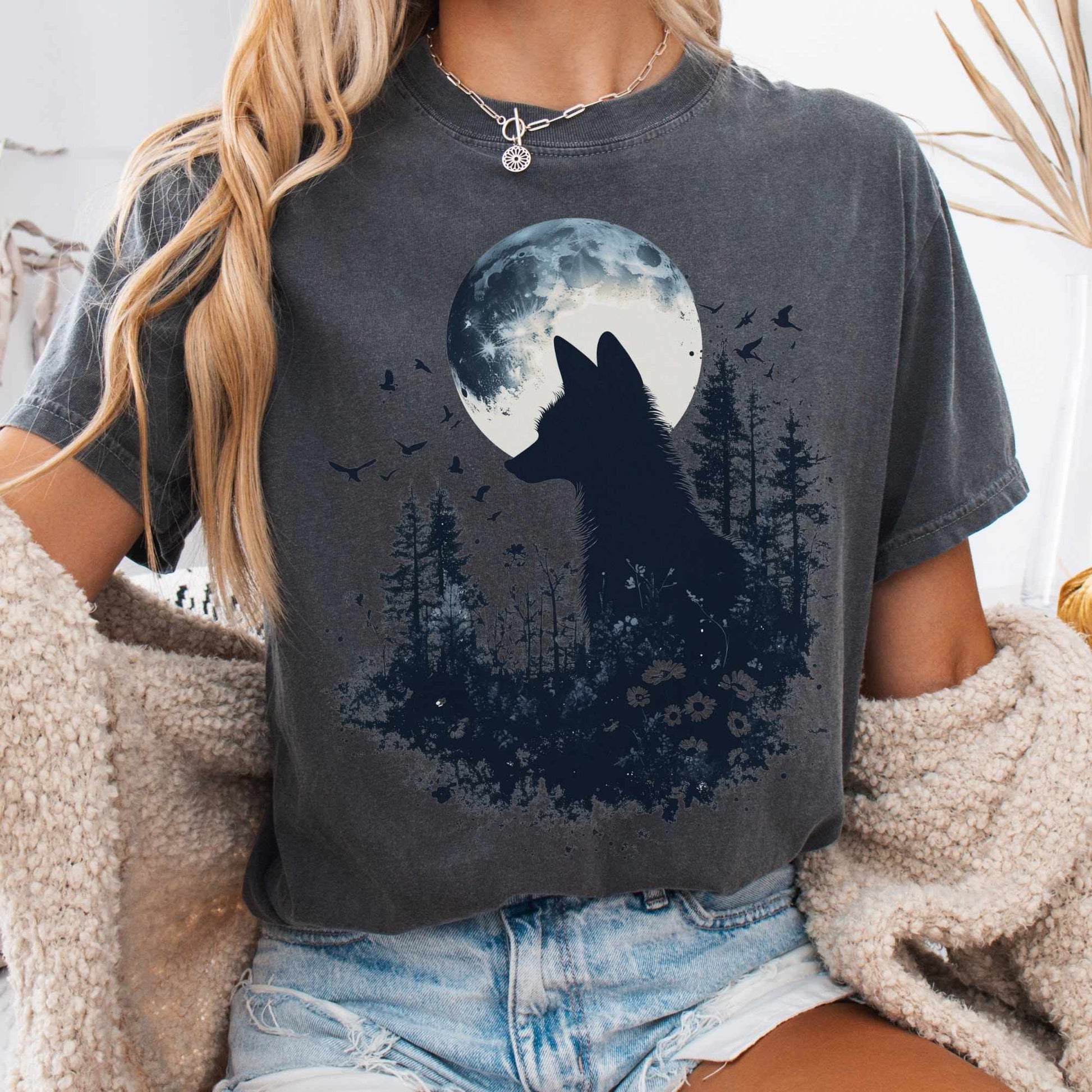 T-Shirt Pepper / S Black Silhouette Moonlit Fox Shirt The Mystic Eden