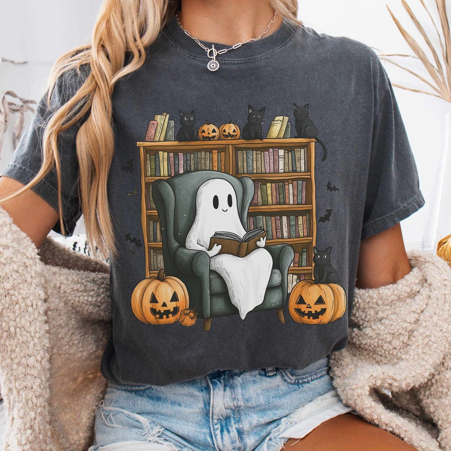 T-Shirt Pepper / S Cute Reading Ghosts & Black Cats Shirt The Mystic Eden
