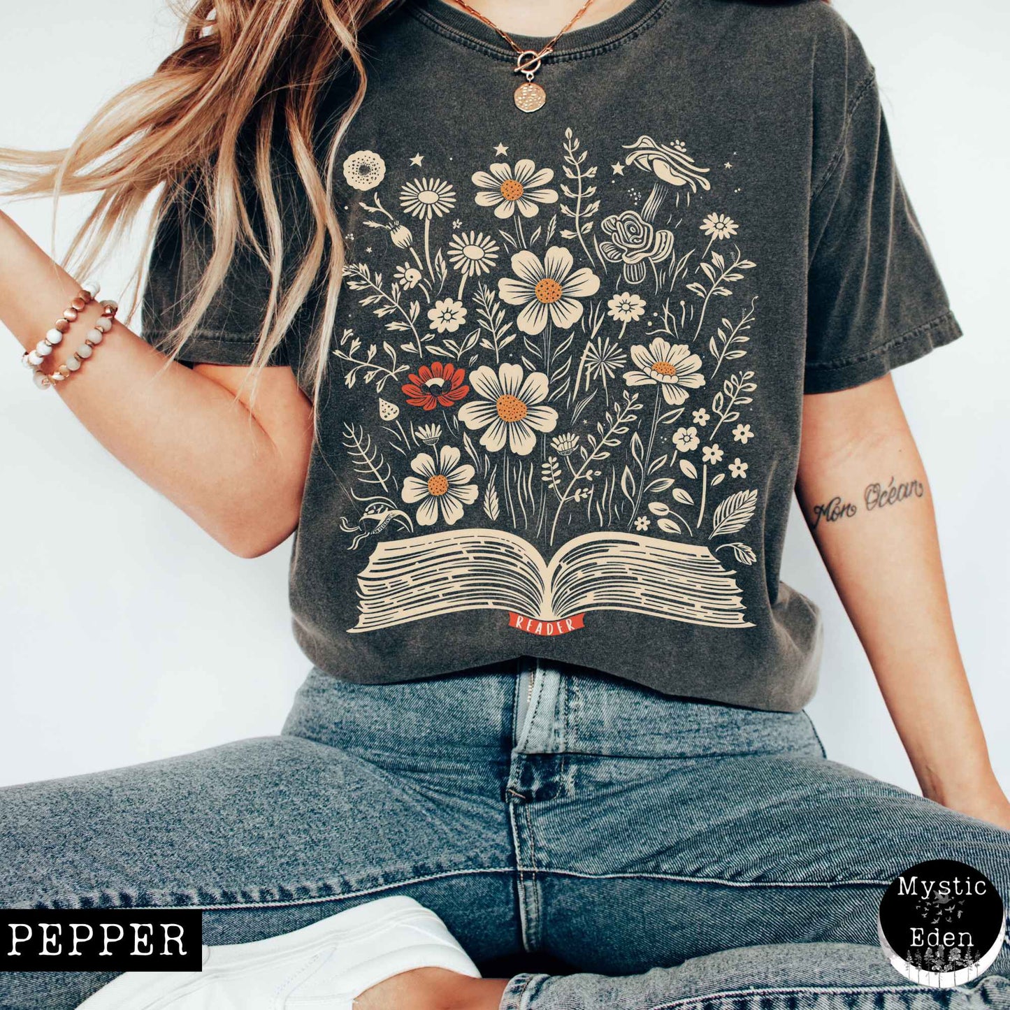 T-Shirt Pepper / S Floral Book Reader Tee The Mystic Eden