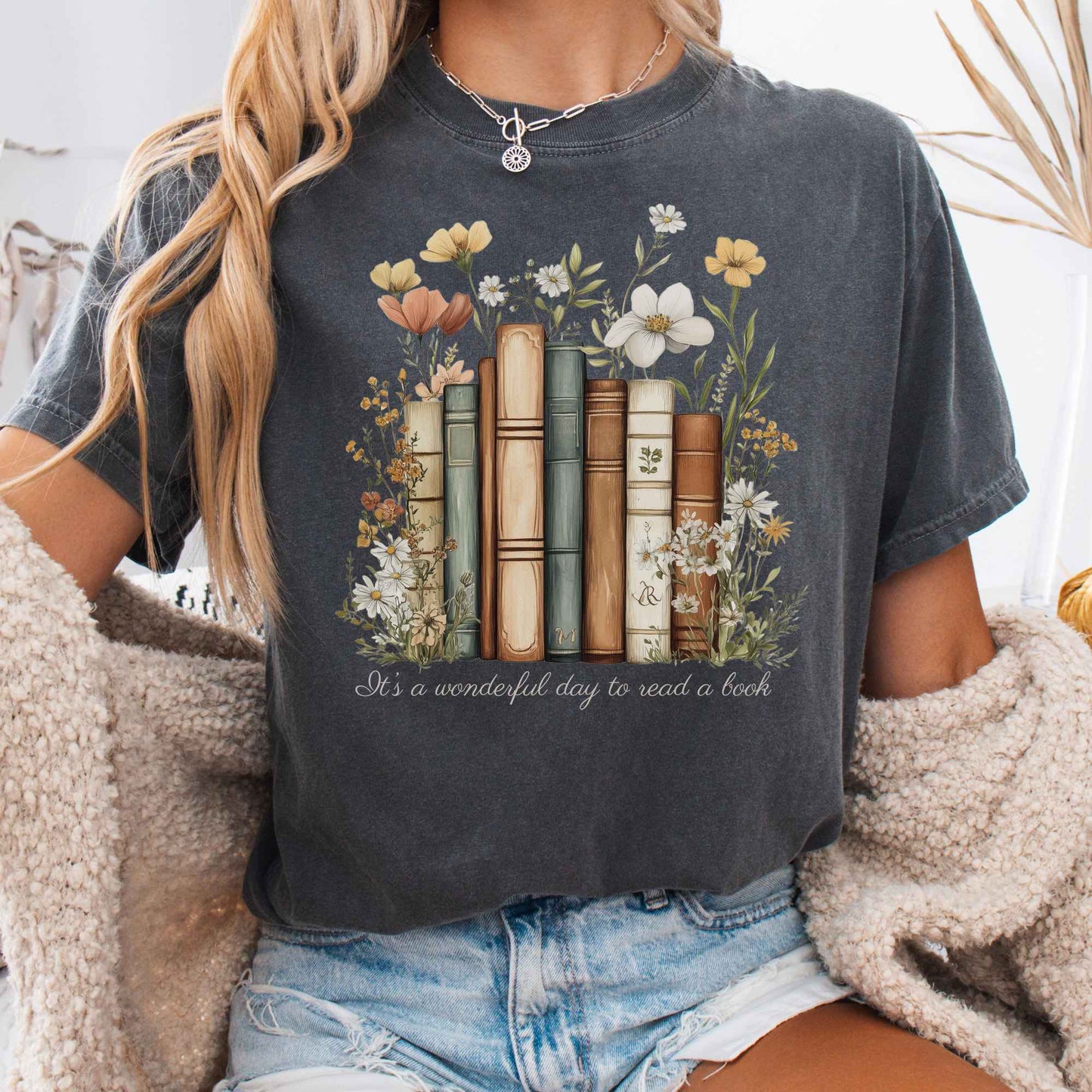 T-Shirt Pepper / S It's A Wonderful Day To Read A Book Shirt The Mystic Eden
