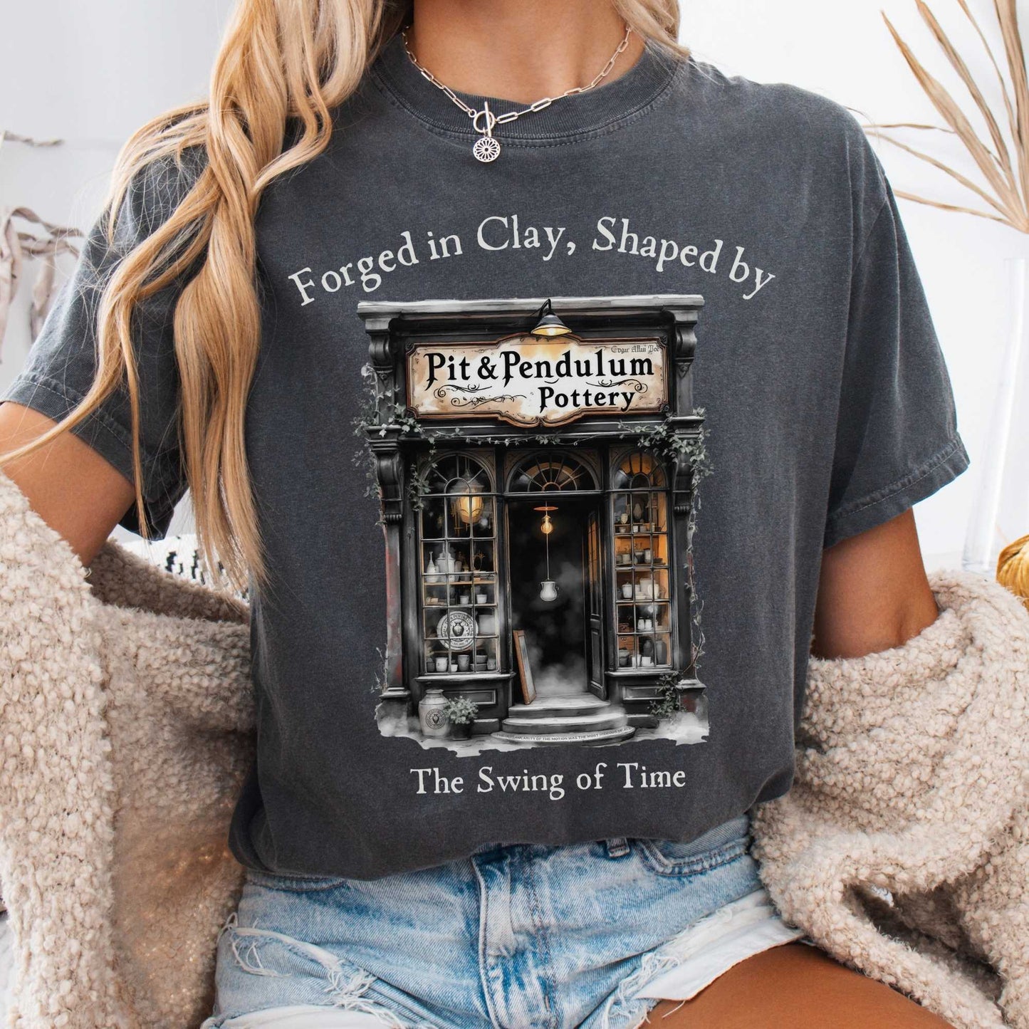T-Shirt Pepper / S Pit & Pendulum Pottery Edgar Allan Poe Shirt The Mystic Eden