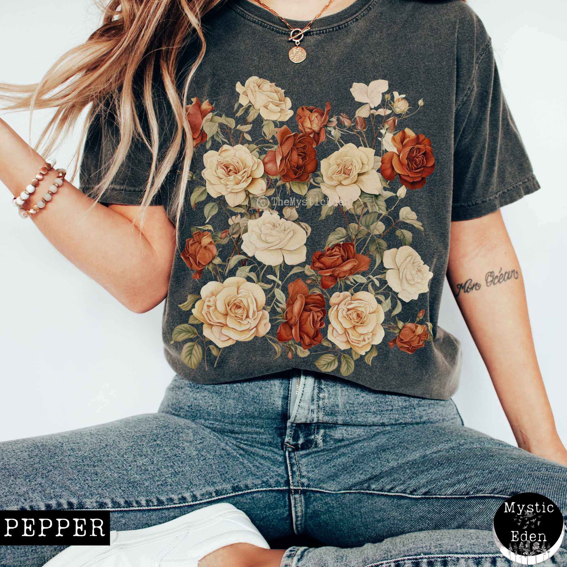 T-Shirt Pepper / S Vintage dark academia aesthetic roses shirt The Mystic Eden