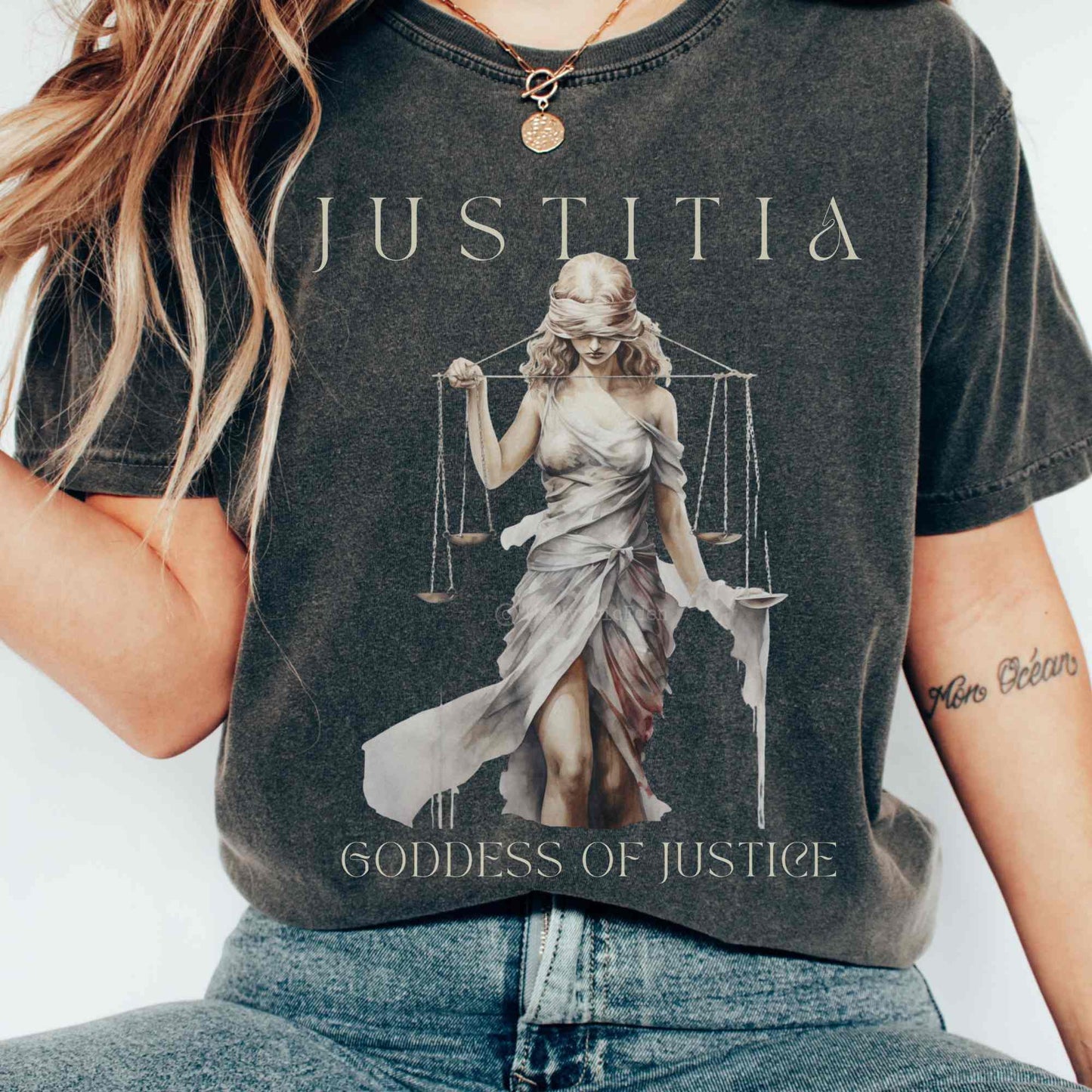 T-Shirt Pepper / S Vintage Greek Mythology Shirt Greek Goddess Shirt The Mystic Eden