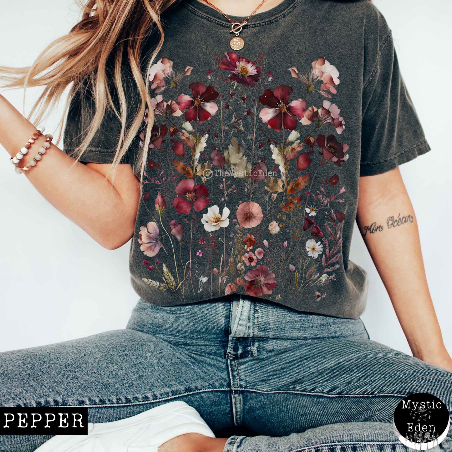 T-Shirt Pepper / S Vintage maroon pressed flowers shirt The Mystic Eden
