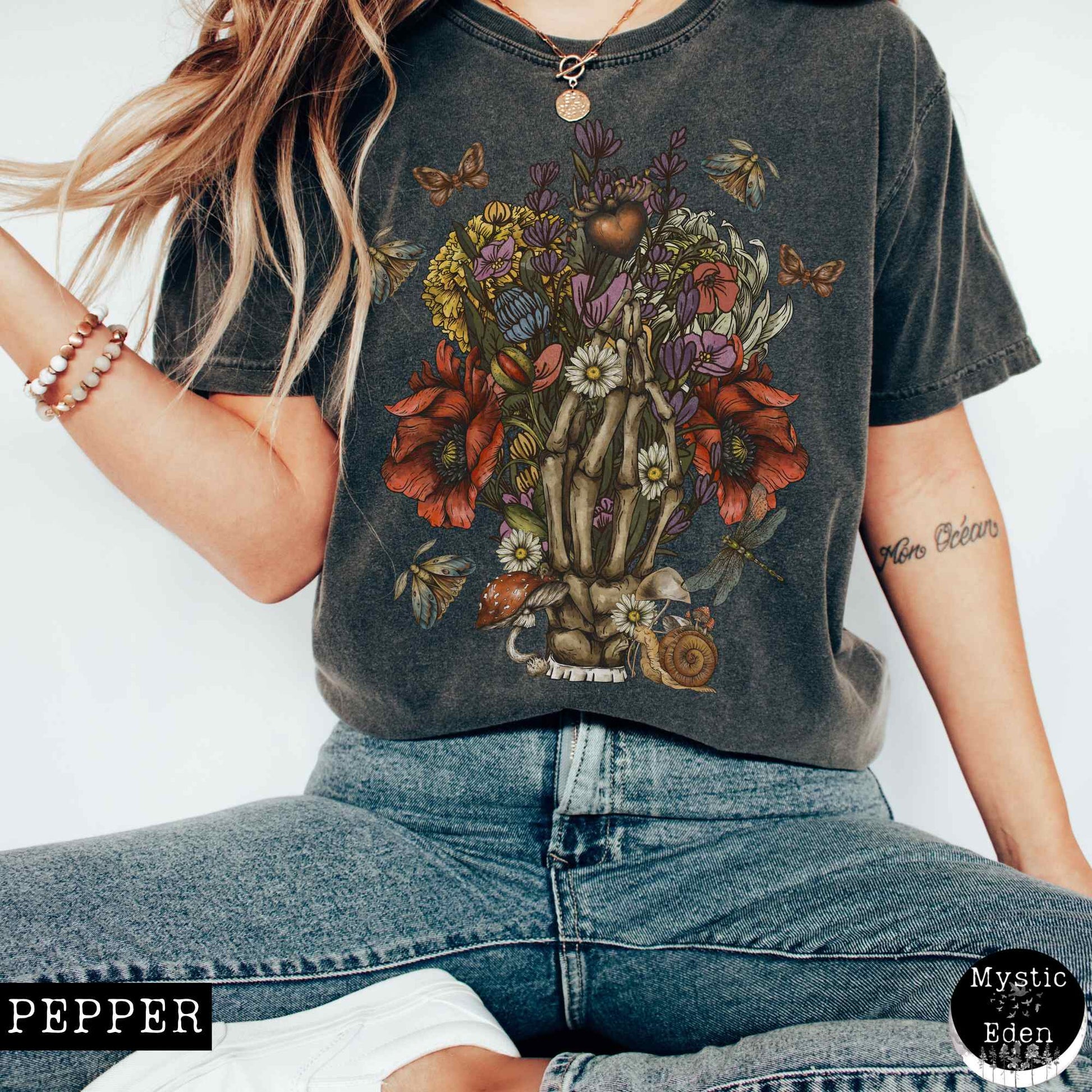 T-Shirt Pepper / S Witchy goblincore shirt The Mystic Eden