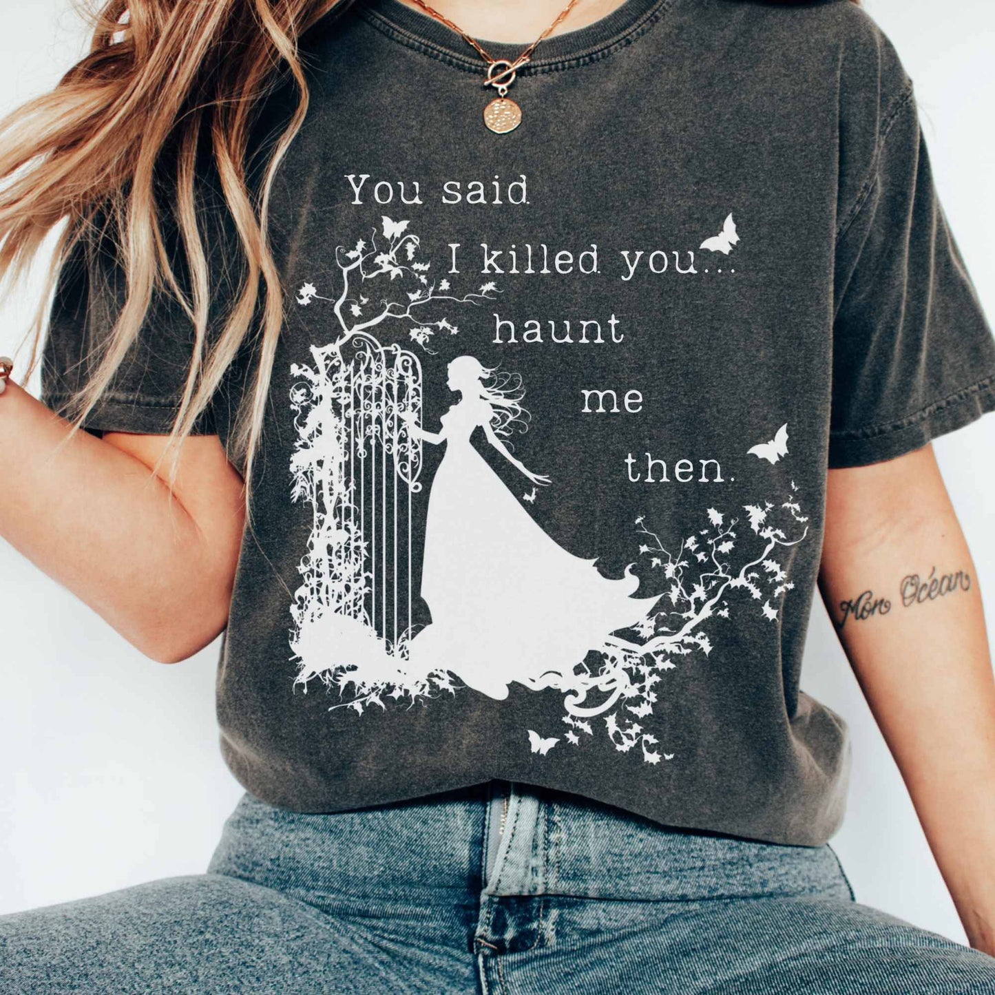 T-Shirt Pepper / S Wuthering Heights Emily Bronte Halloween Shirt The Mystic Eden