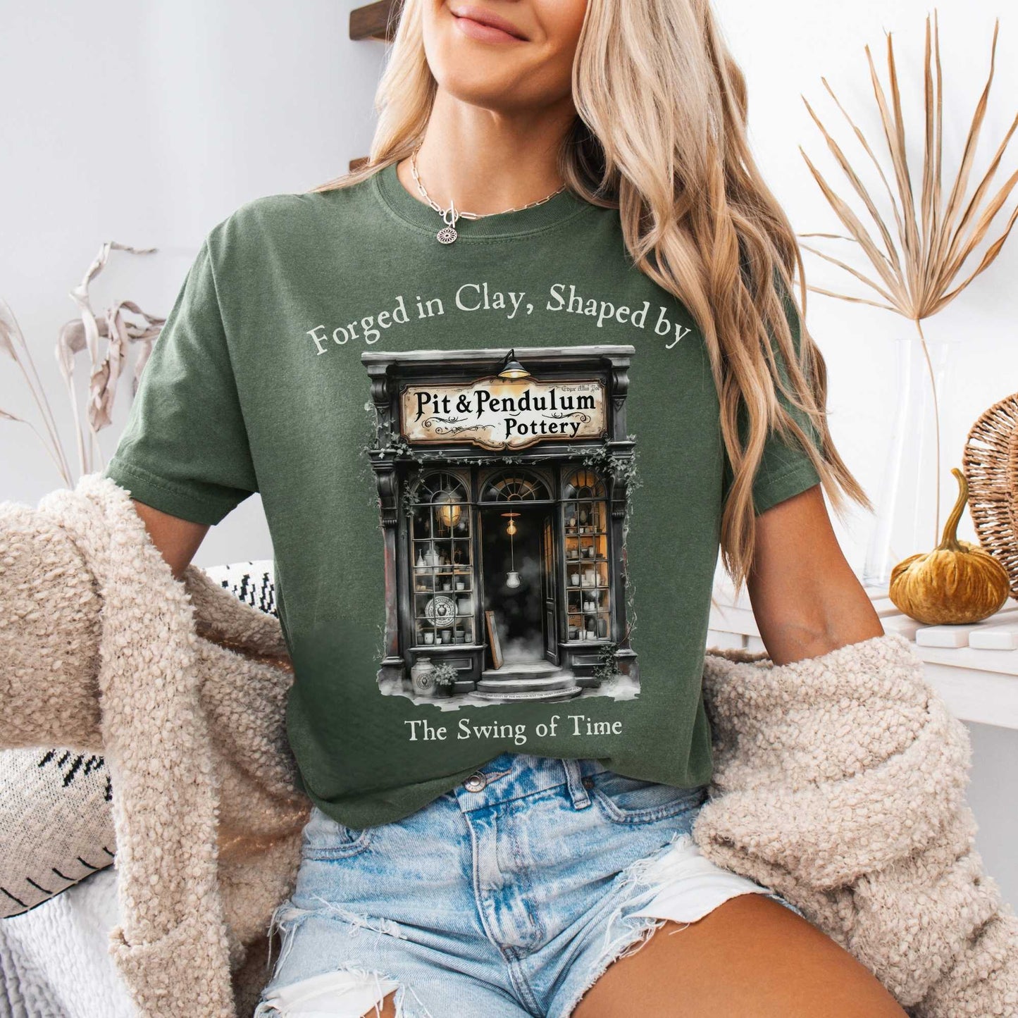 T-Shirt Pit & Pendulum Pottery Edgar Allan Poe Shirt The Mystic Eden