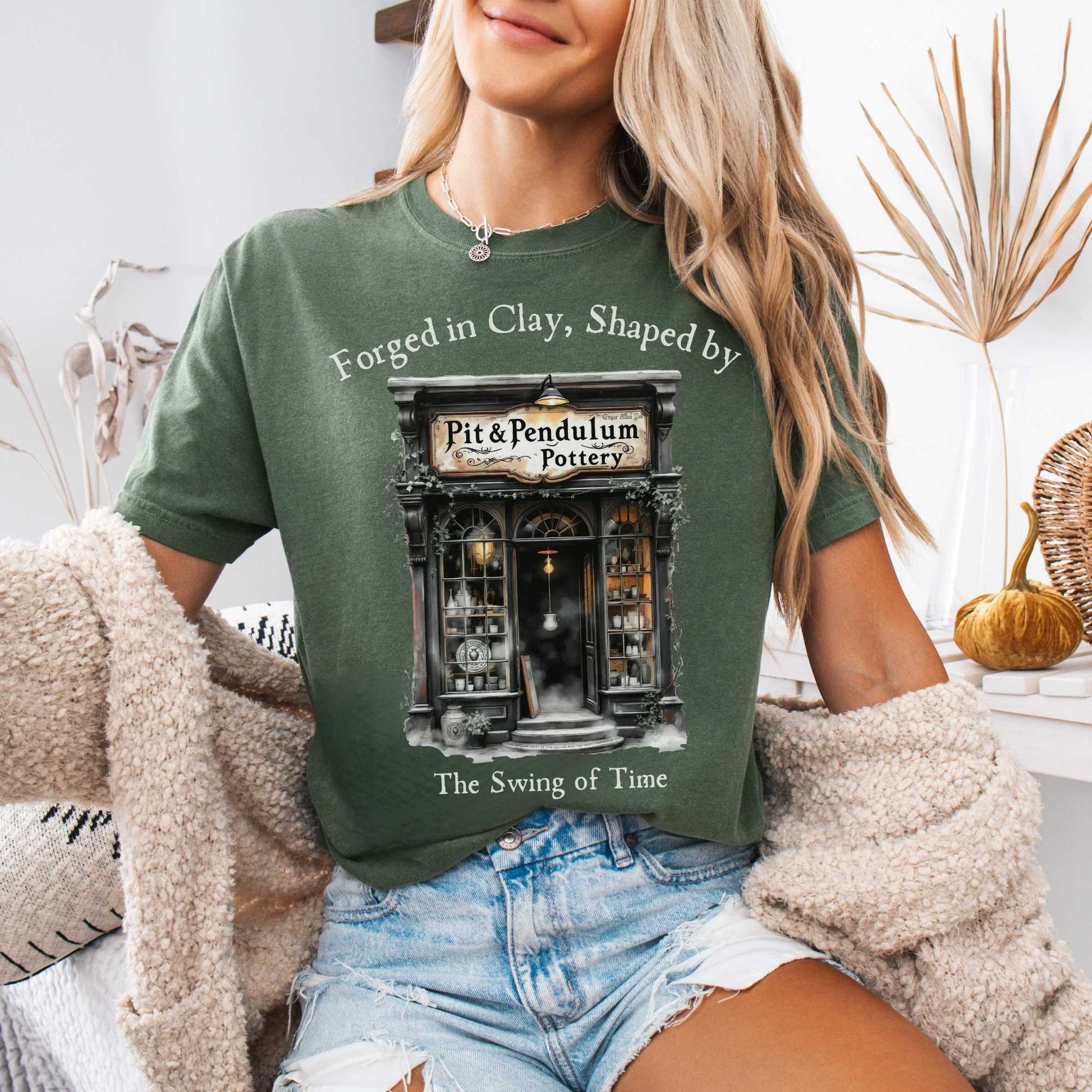 T-Shirt Pit & Pendulum Pottery Edgar Allan Poe Shirt The Mystic Eden