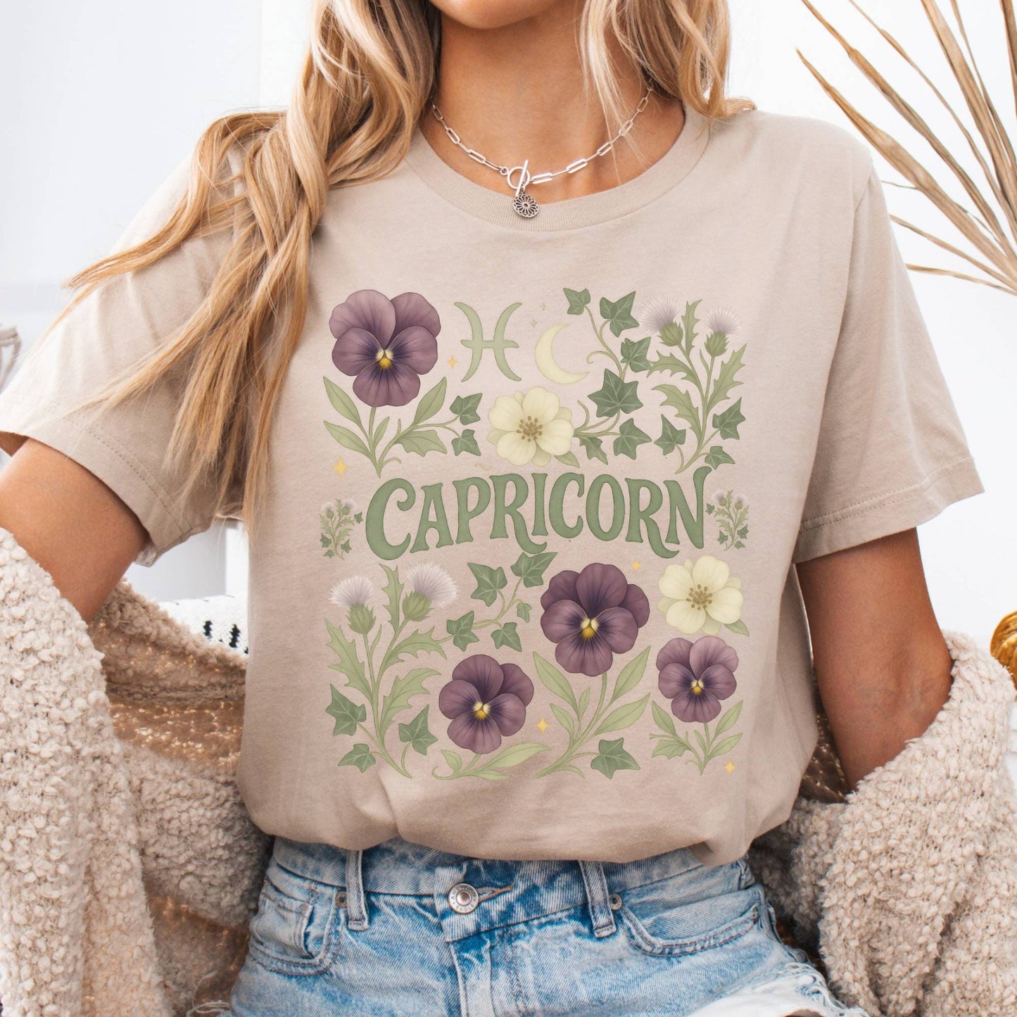 T-Shirt Tan / S Capricorn Bella T-Shirt – Retro Floral Zodiac Tee The Mystic Eden
