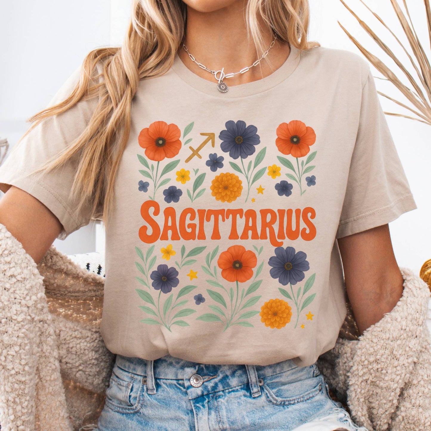 T-Shirt Tan / S Sagittarius Bella T-Shirt – Retro Floral Zodiac Tee The Mystic Eden