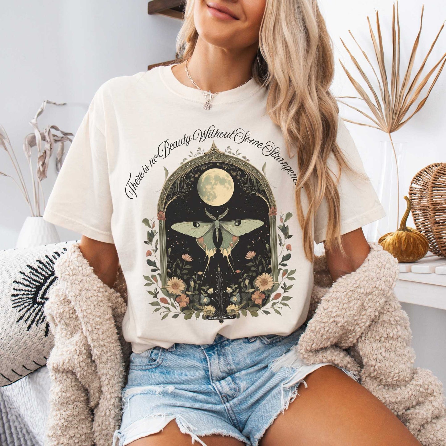 T-Shirt There is no Beauty Without Some Strangeness Edgar Allan Poe Shirt The Mystic Eden