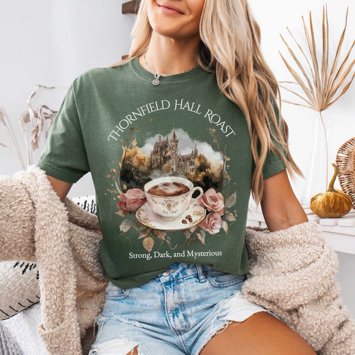 T-Shirt Thornfield Hall Roast Jane Eyre Charlotte Brontë Tee The Mystic Eden