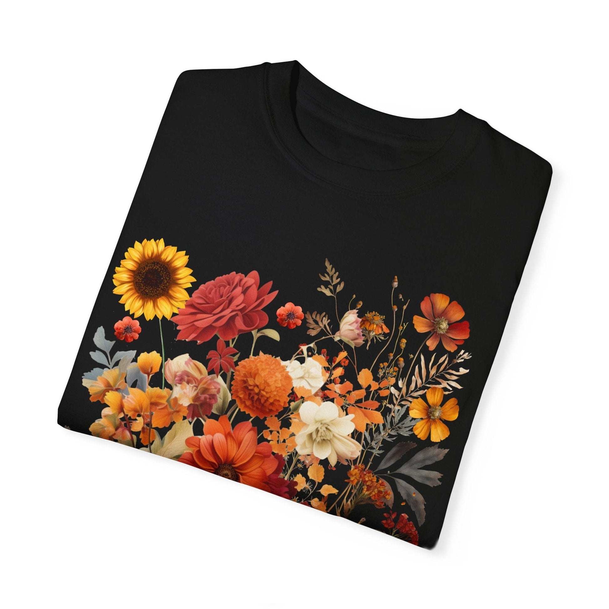T-Shirt Vintage cottagecore fall aesthetic floral shirt The Mystic Eden