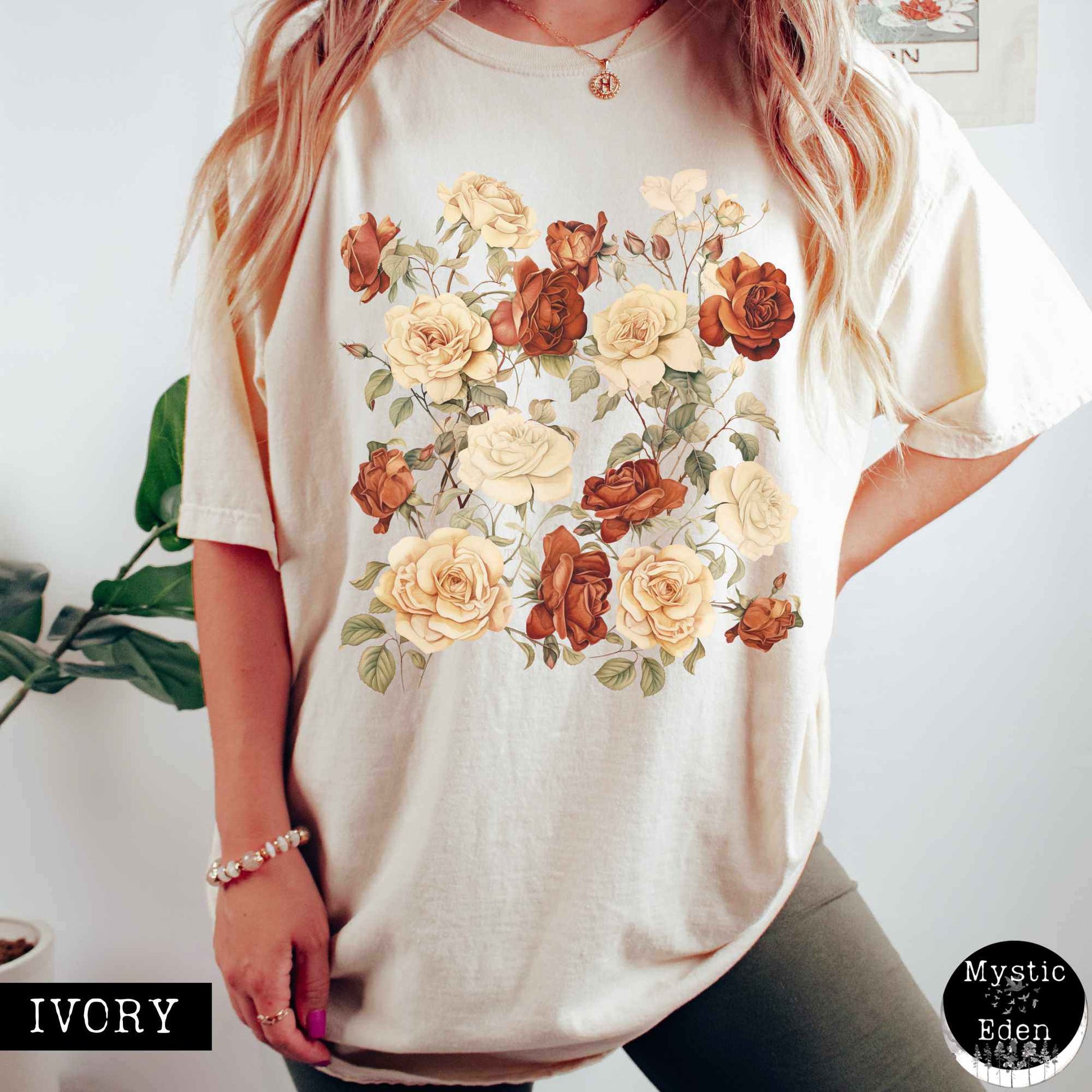 T-Shirt Vintage dark academia aesthetic roses shirt The Mystic Eden
