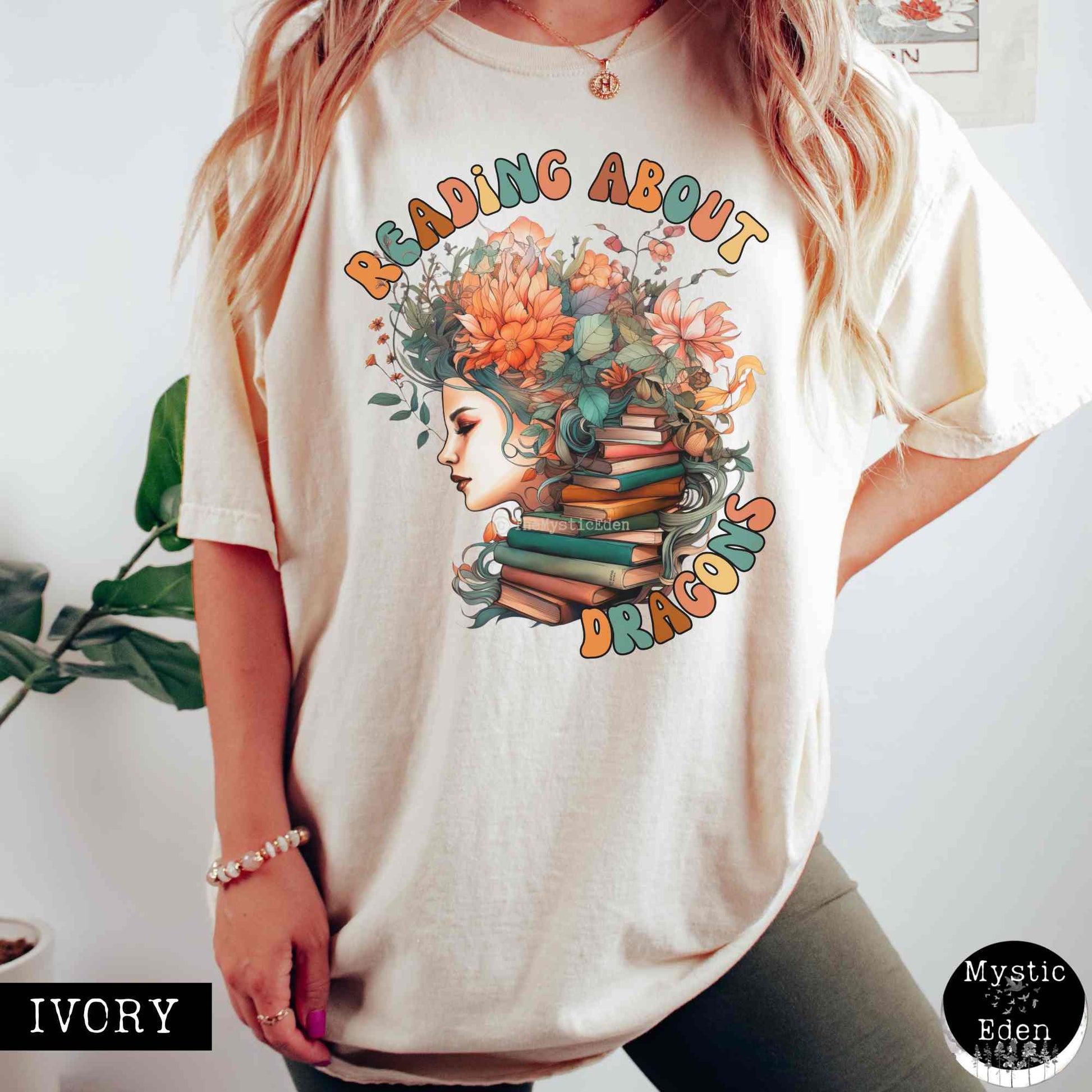 T-Shirt Vintage Reading About Dragons Bookish T-Shirt The Mystic Eden