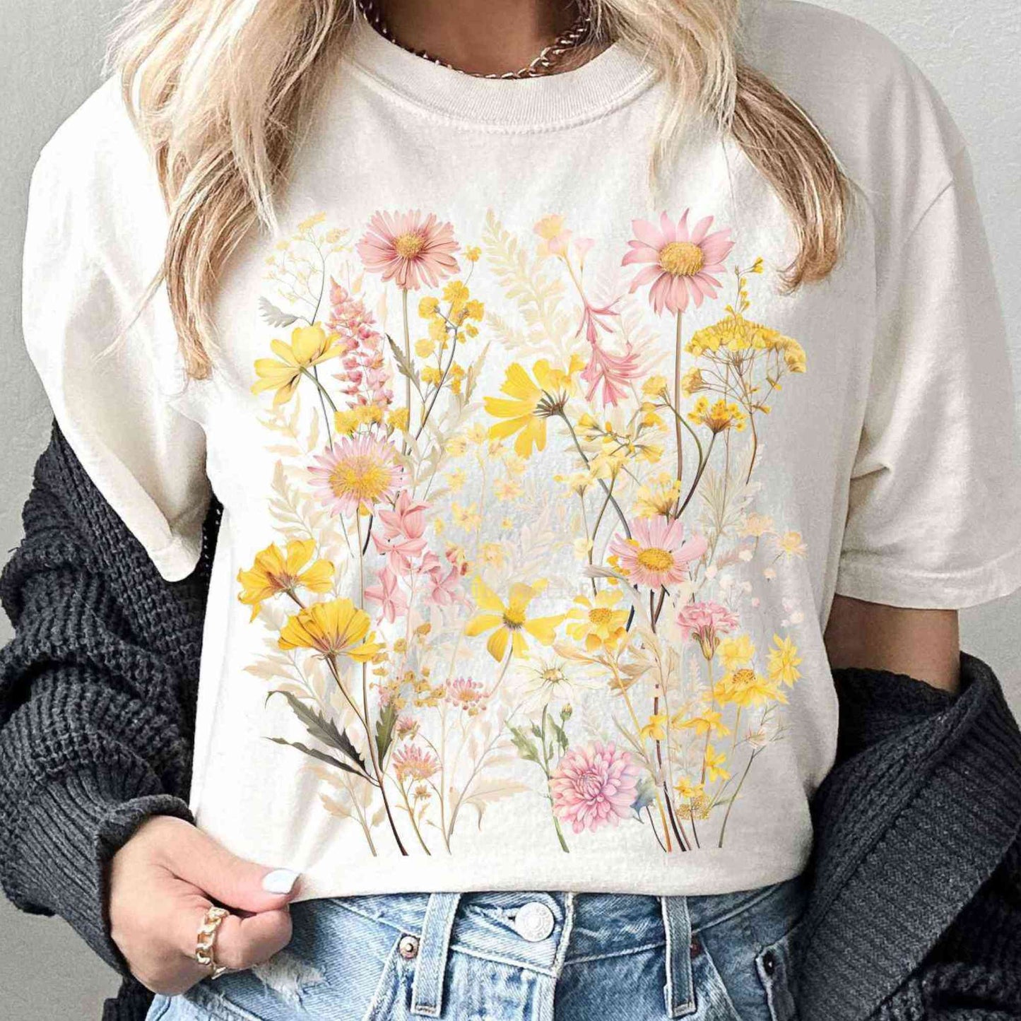 T-Shirt Vintage spring floral wildflowers shirt The Mystic Eden