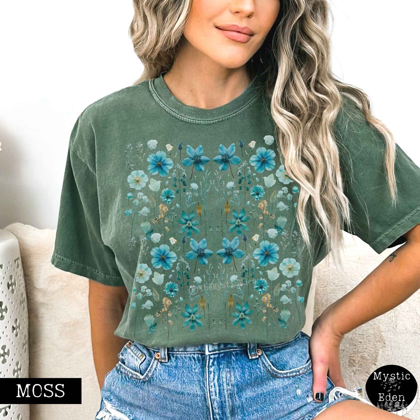T-Shirt Vintage turquoise wildflower shirt The Mystic Eden