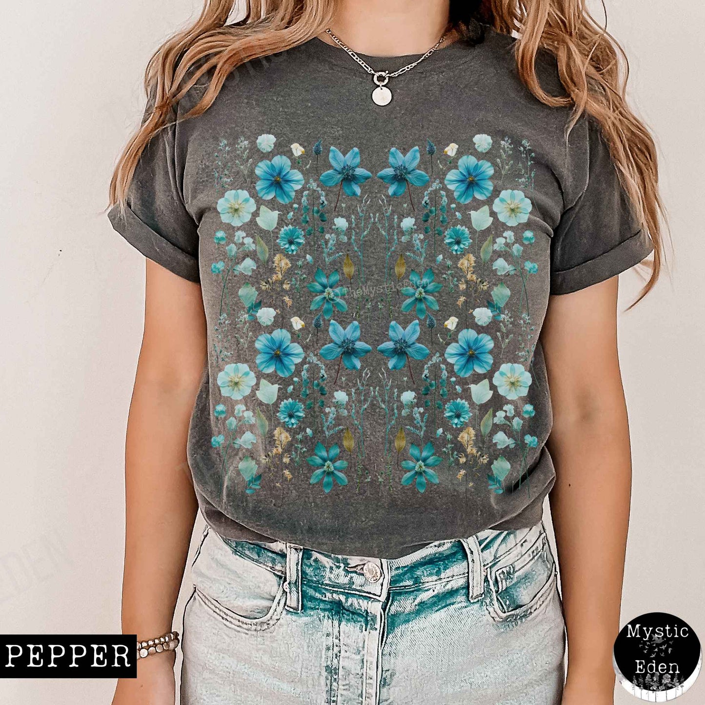 T-Shirt Vintage turquoise wildflower shirt The Mystic Eden
