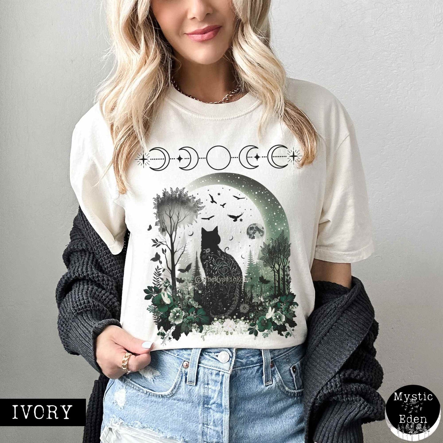 T-Shirt Vintage Witchy Black Cat Shirt The Mystic Eden