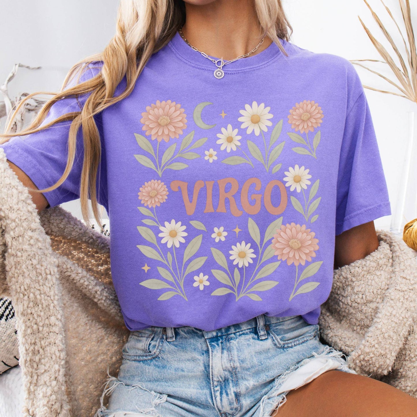 T-Shirt Violet / S Virgo T-Shirt – Retro Floral Zodiac Tee The Mystic Eden