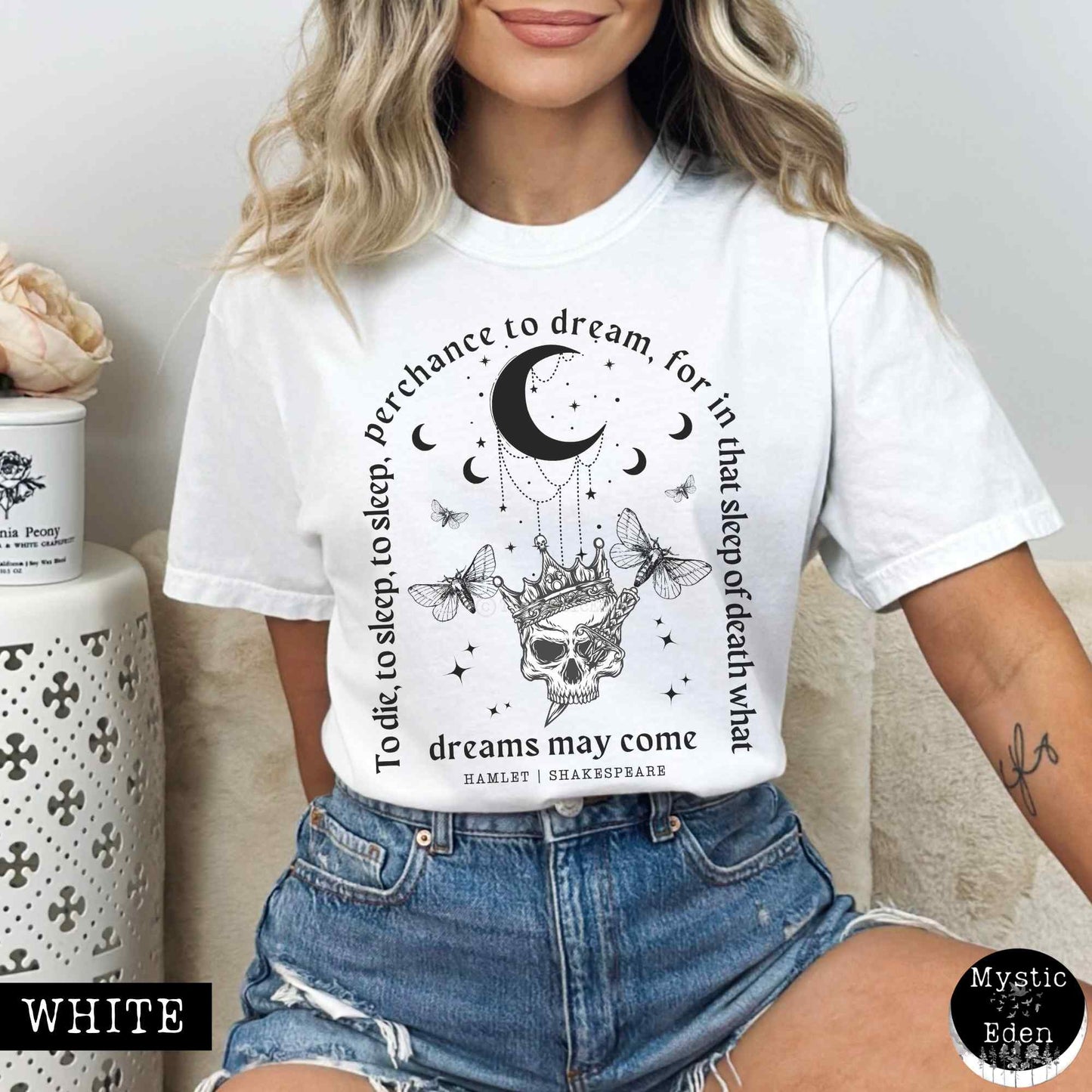 T-Shirt White / S Vintage Hamlet Shakespeare T-Shirt The Mystic Eden