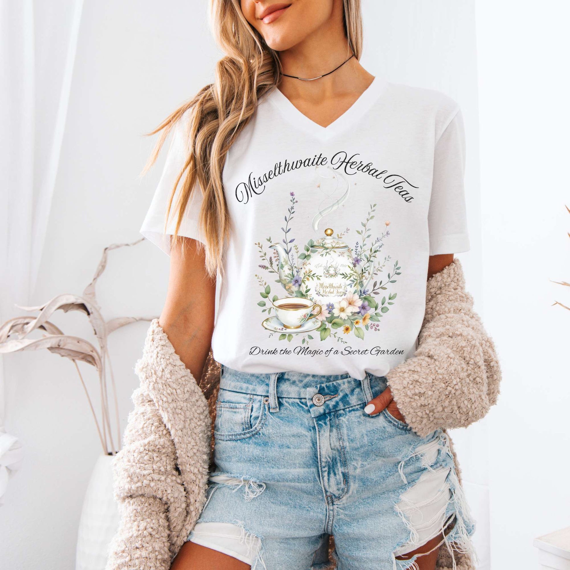 V-neck Misslethwaite Herbal Tea The Secret Garden V-Neck Tee The Mystic Eden