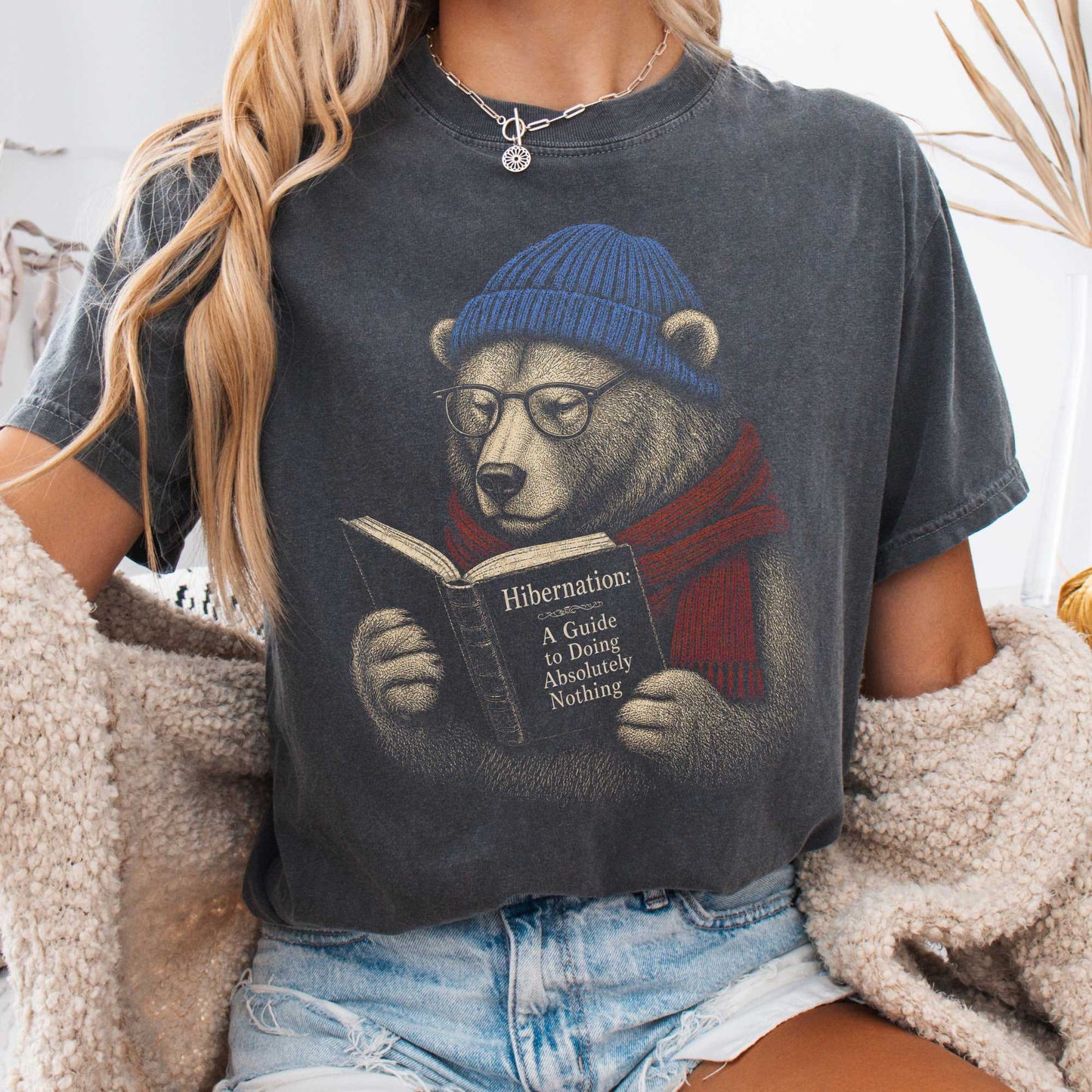 T-Shirt Pepper / S Hibernation Guide Bear T-Shirt The Mystic Eden