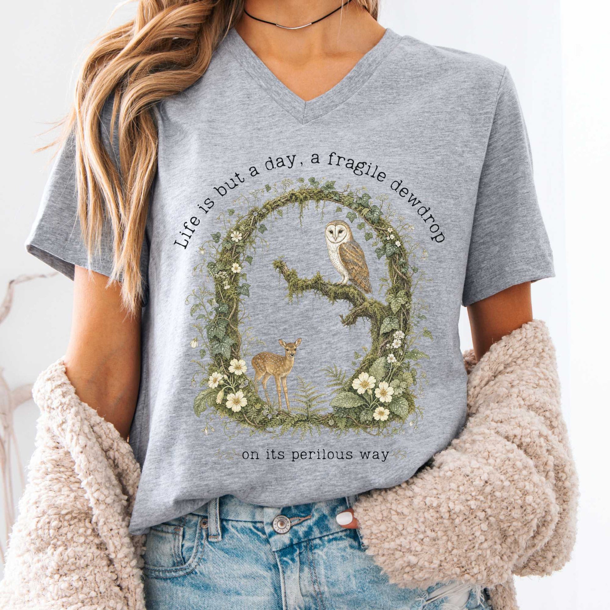 V-neck Athletic Heather / S Design 297 V-Neck The Mystic Eden