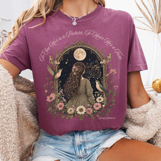 T-Shirt Berry / S To See Her Is a Picture, To Hear Her a Tune Dickinson T-Shirt The Mystic Eden
