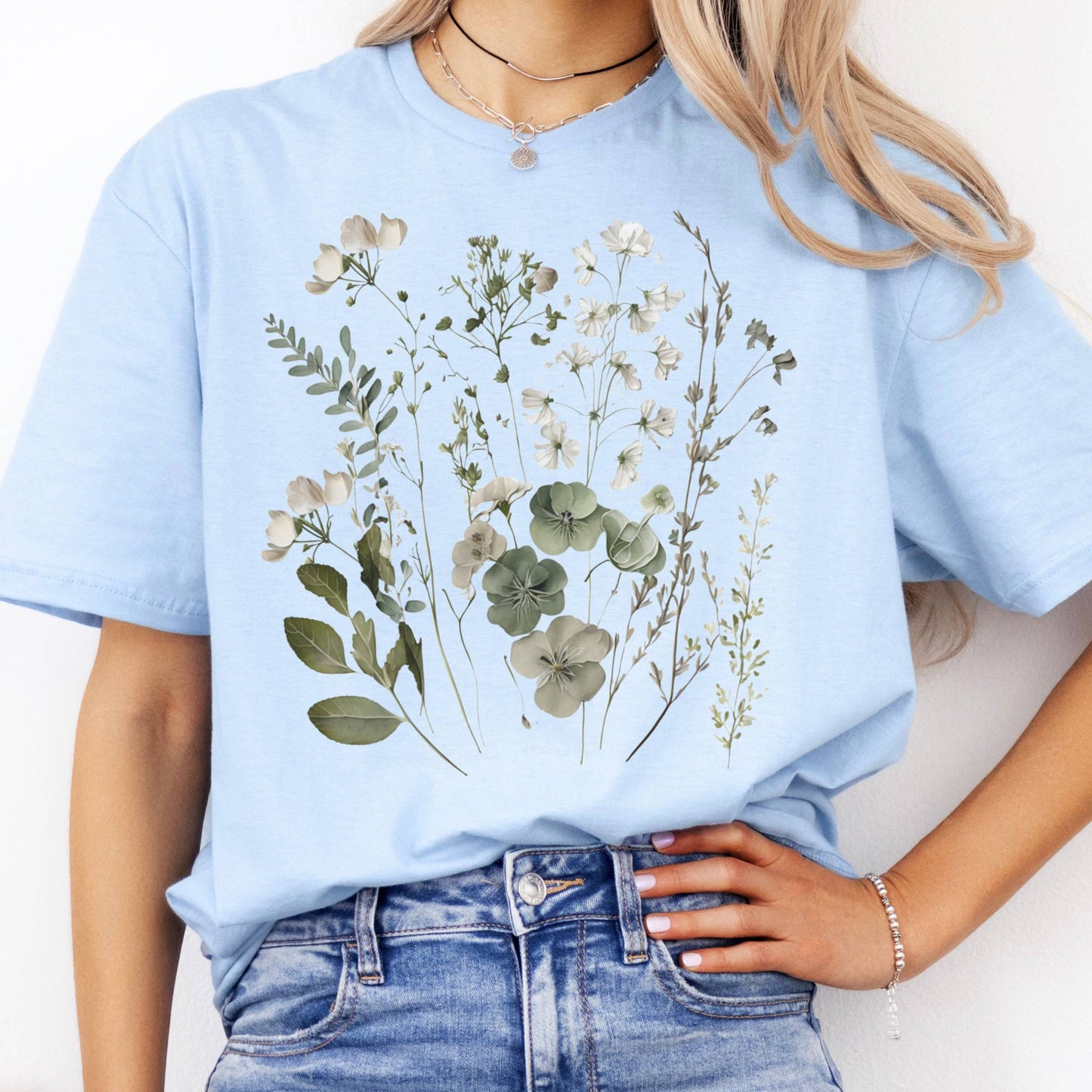 T-Shirt Sage and White Wildflower T-Shirt The Mystic Eden